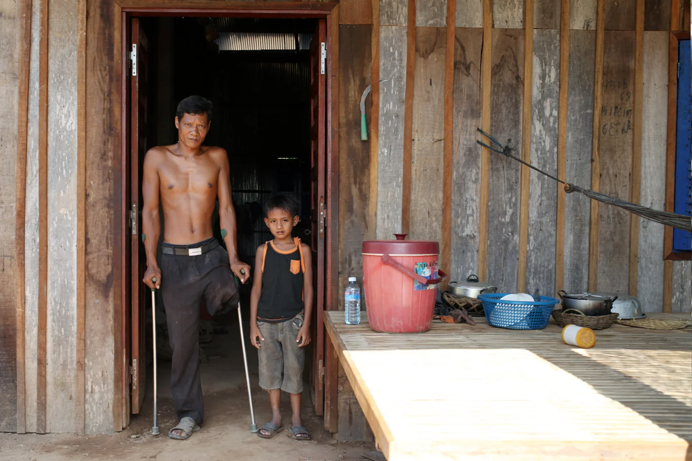 Suey Kong and his father