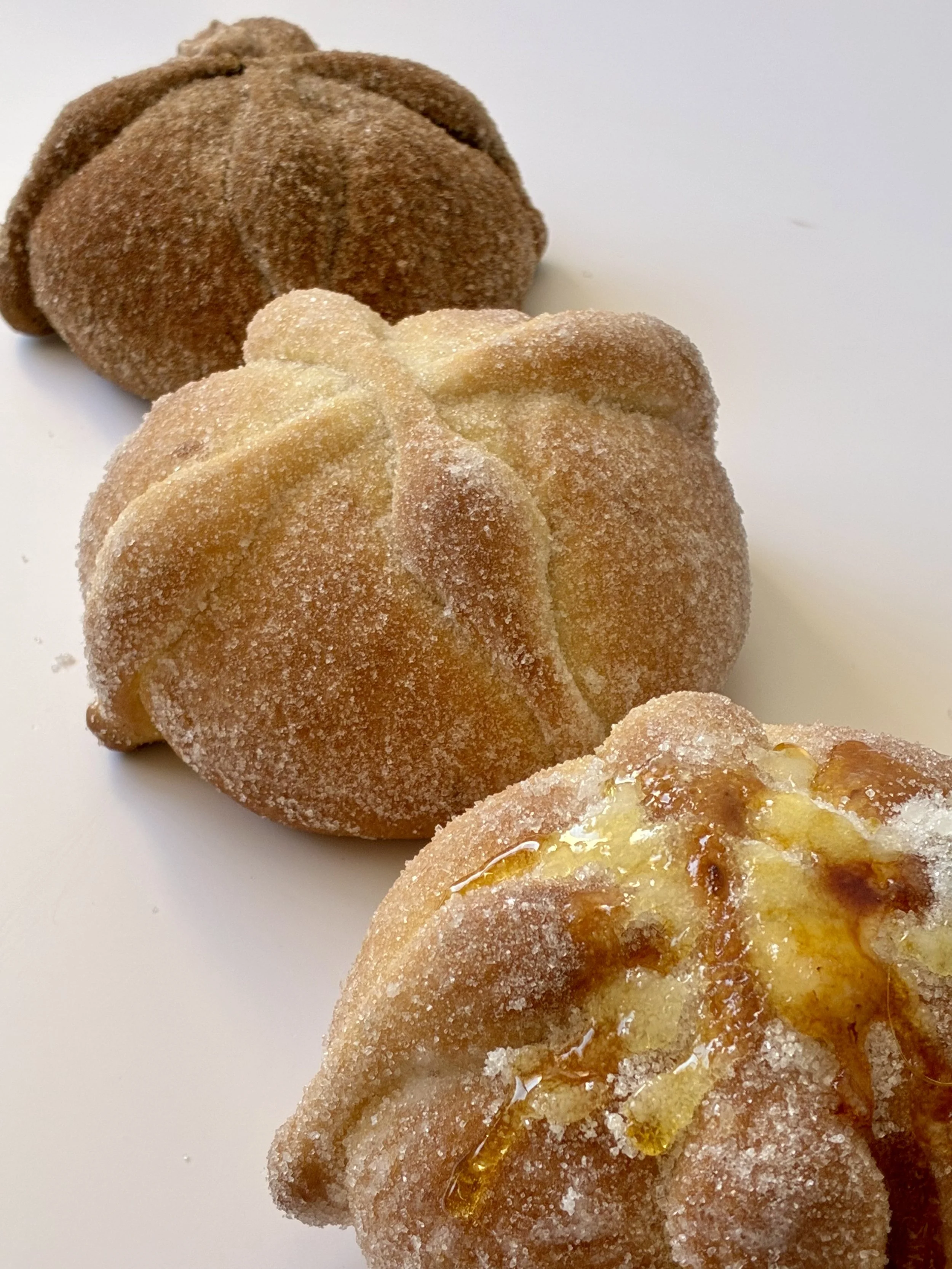 TALLER “Pan de muerto y brioche europeo”