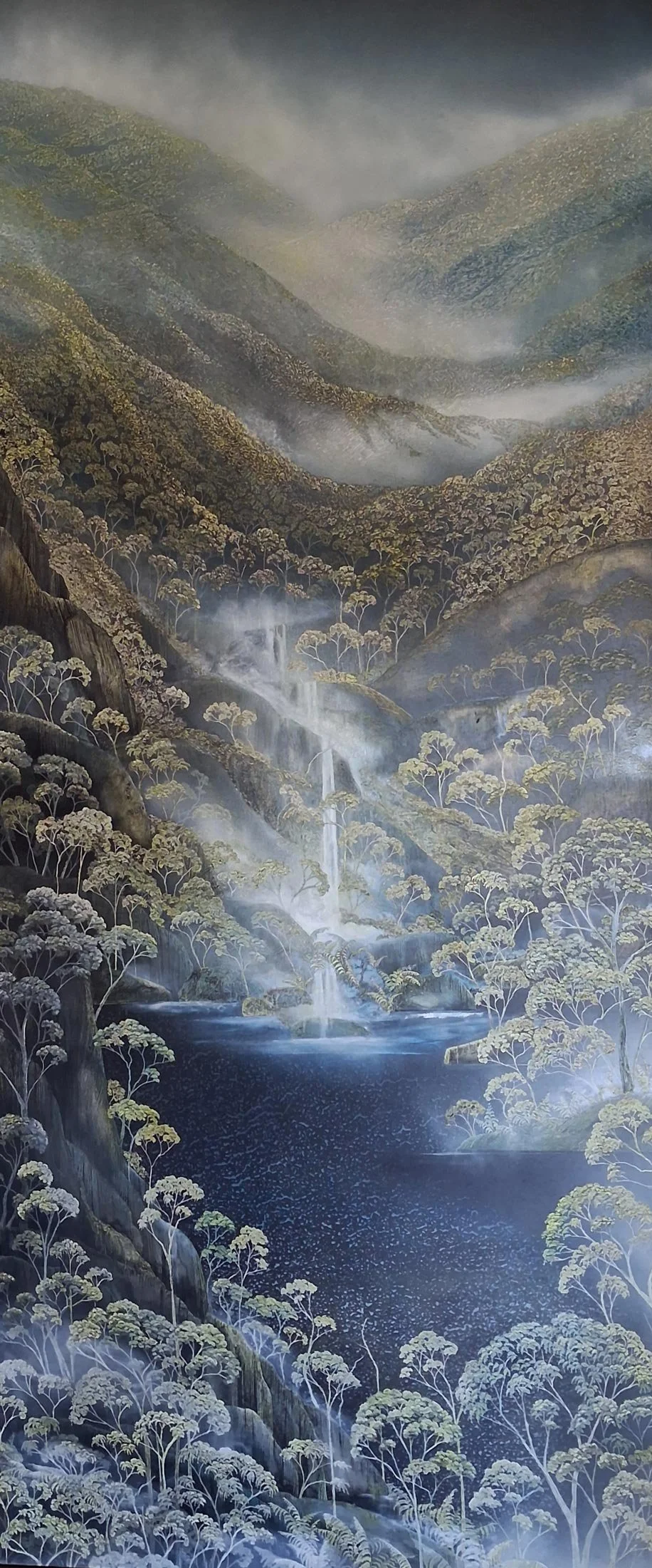Cascading
ink, acrylic, soldering iron on board
180 x 80 cm