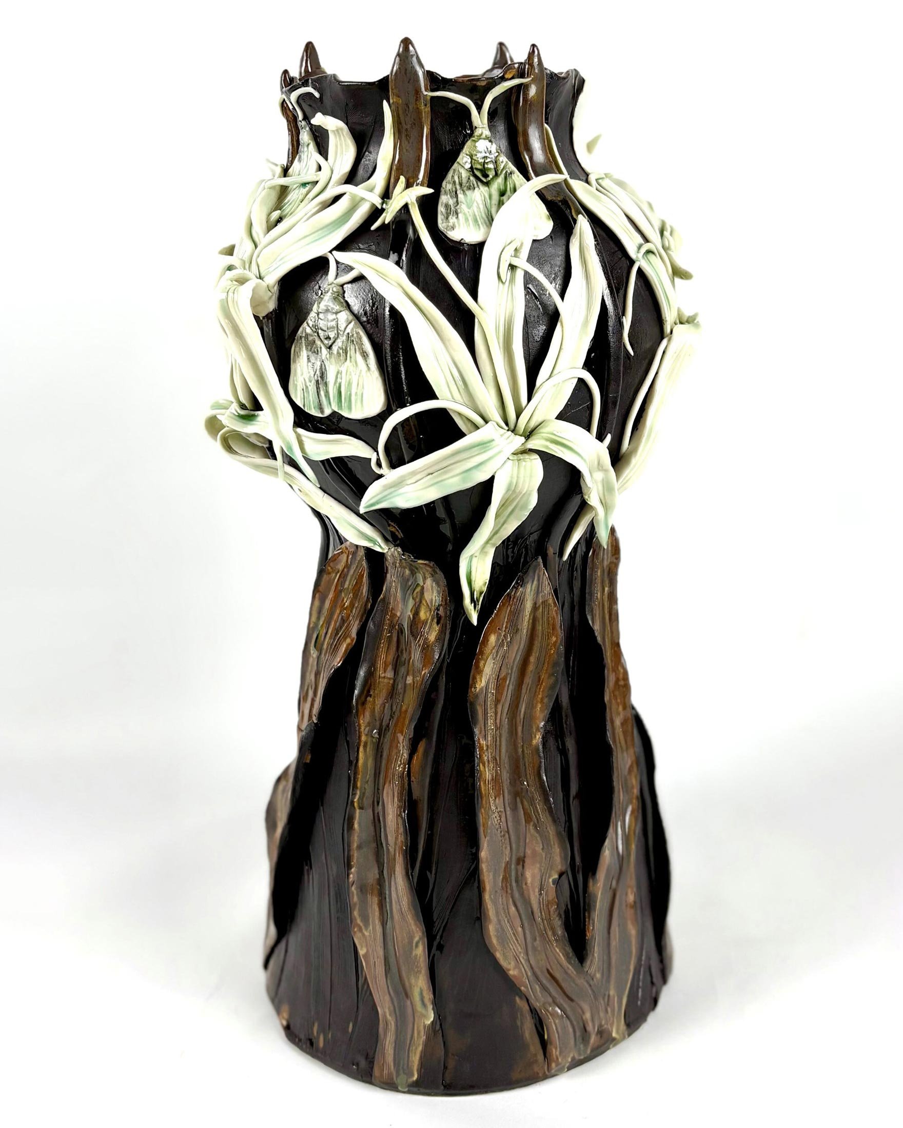 Swamp Lily and Moths
black midfire and porcelain
34 x 16 x 16 cm