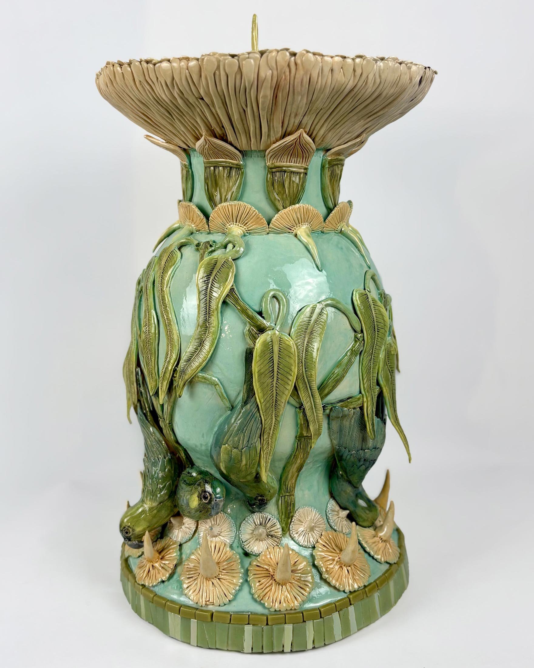 Eucalyptus
glazed ceramic on a glass mosaic base
46 x 27 x 27 cm