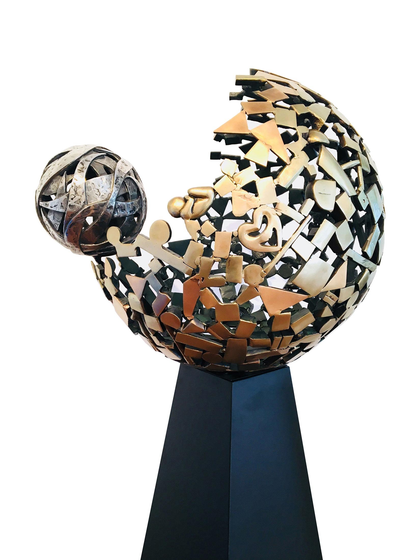 Death of a Star
65 x 54 x 54 cm 
bronze & stainless steel 
(available with or without base 100 x 40 x 40 cm)
unique