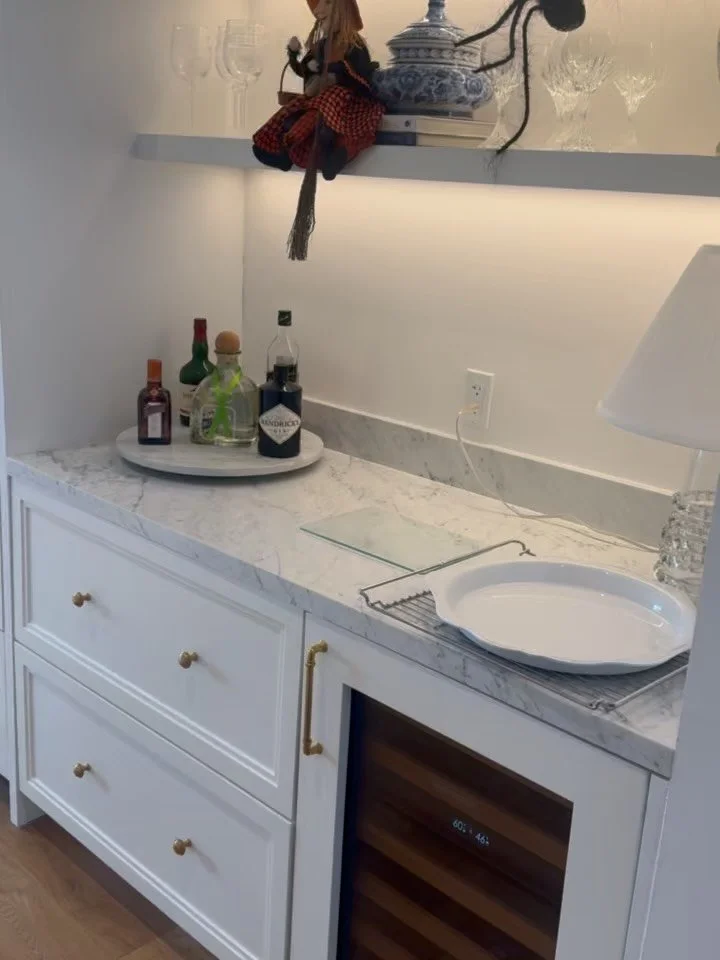 ⬅️ SWIPE FOR RENDERINGS.
Are custom cabinets really worth the price? Are they that much better than premade/ready-to-assemble?
If you want:
☑️Integrated appliances with matching panels
☑️Every inch of storage accounted for
☑️A door profile/wood/finis