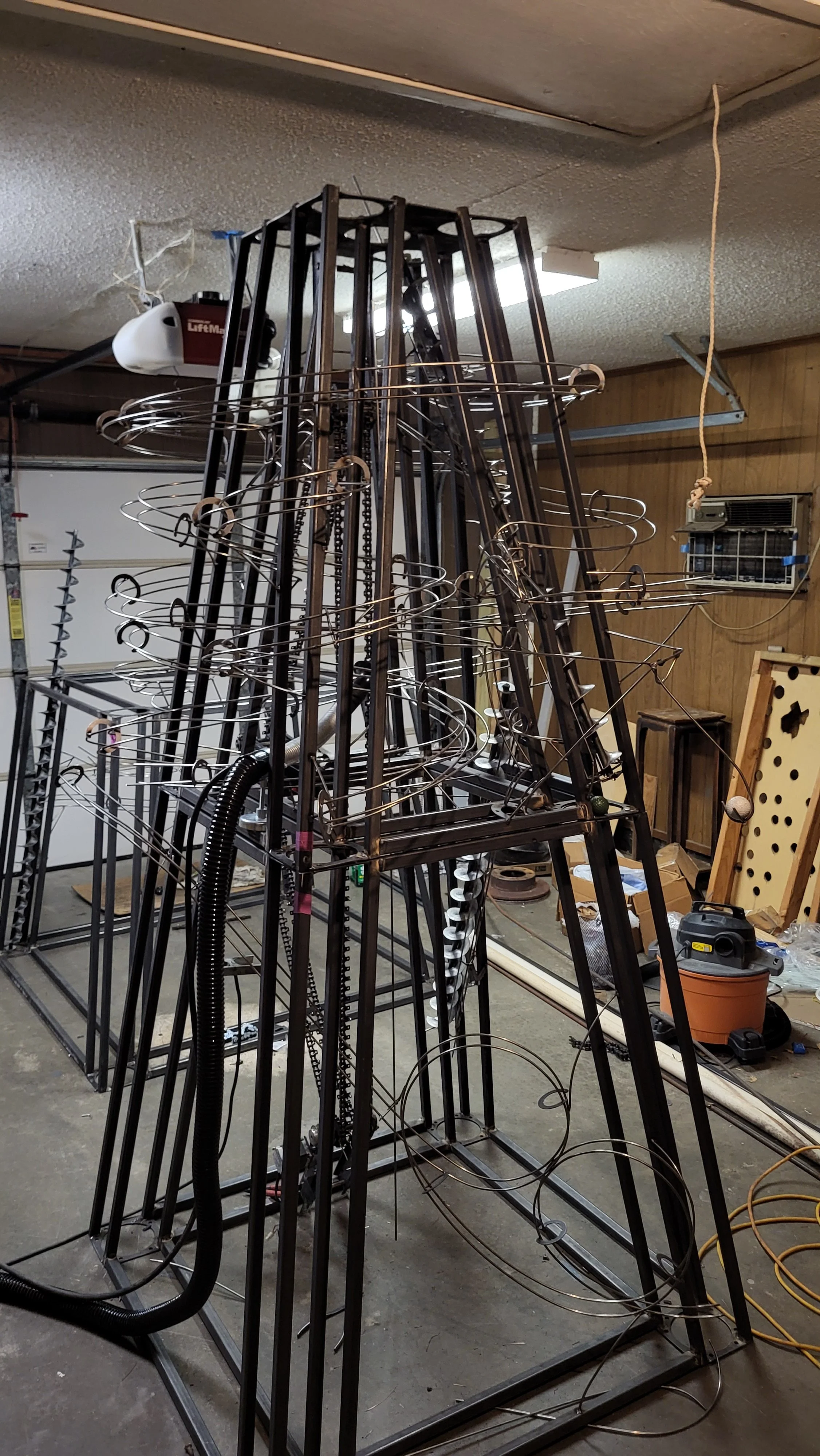 12ft Mini Golf Sculpture (Texas Gold)