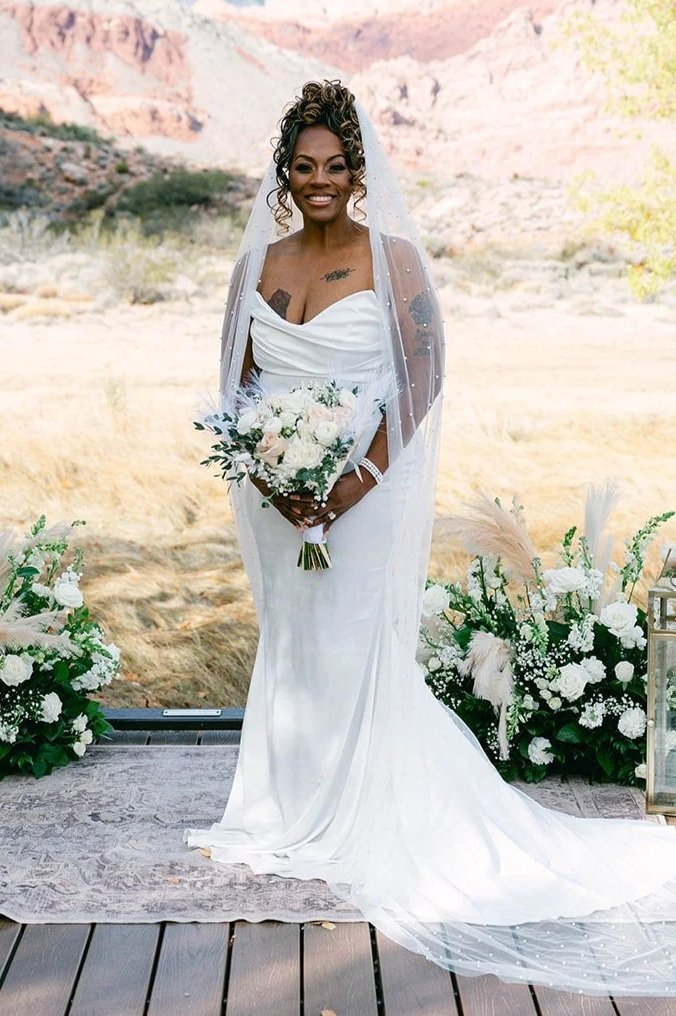 Aretha & Jacksons Las Vegas November Elopement
