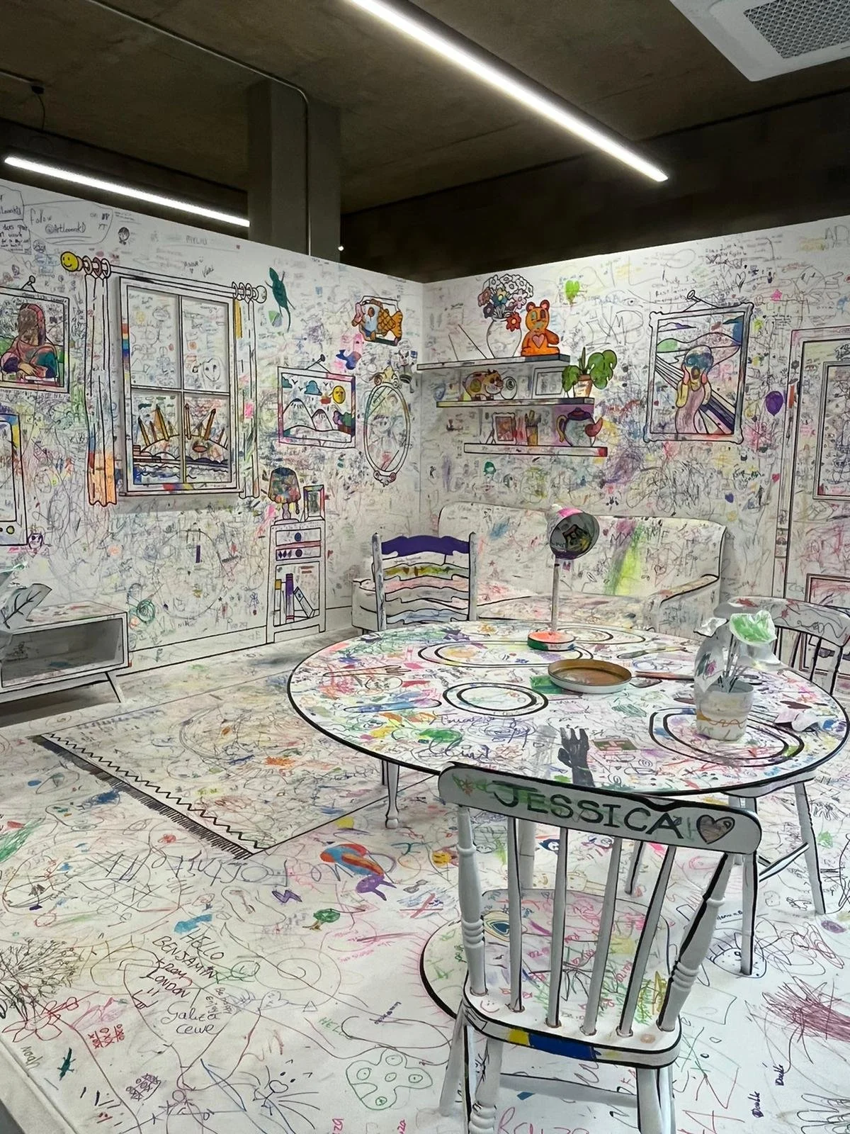 DOODLE ROOM