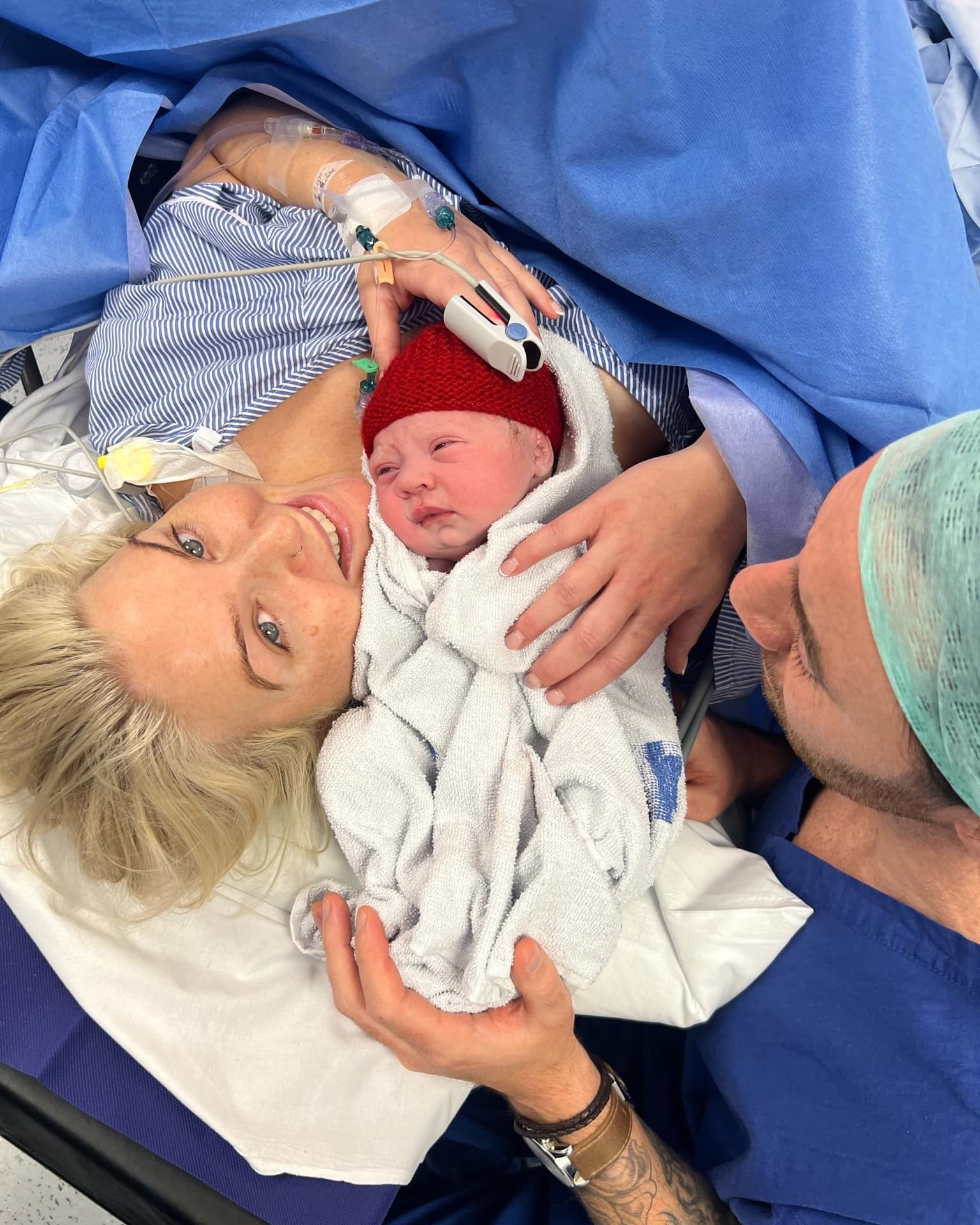 I can finally say she is here! 🩷 👶🏻

Effie Yve Jenkins-Muldowney
16/10/2024
8Ilbs 3oz
55cm

We are so besotted and in love 🥰
I am doing well, we both are and just enjoying every moment!
xxx