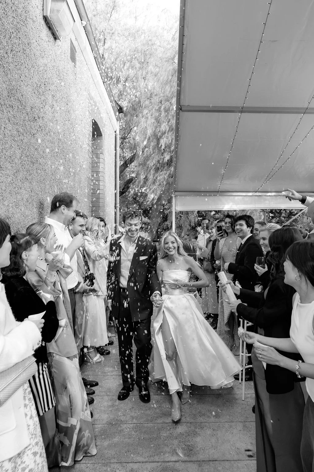 Cate Oconnor & Dylan | Mural Hall Abbotsford | Erin Neale Photography | Unique Party Wedding