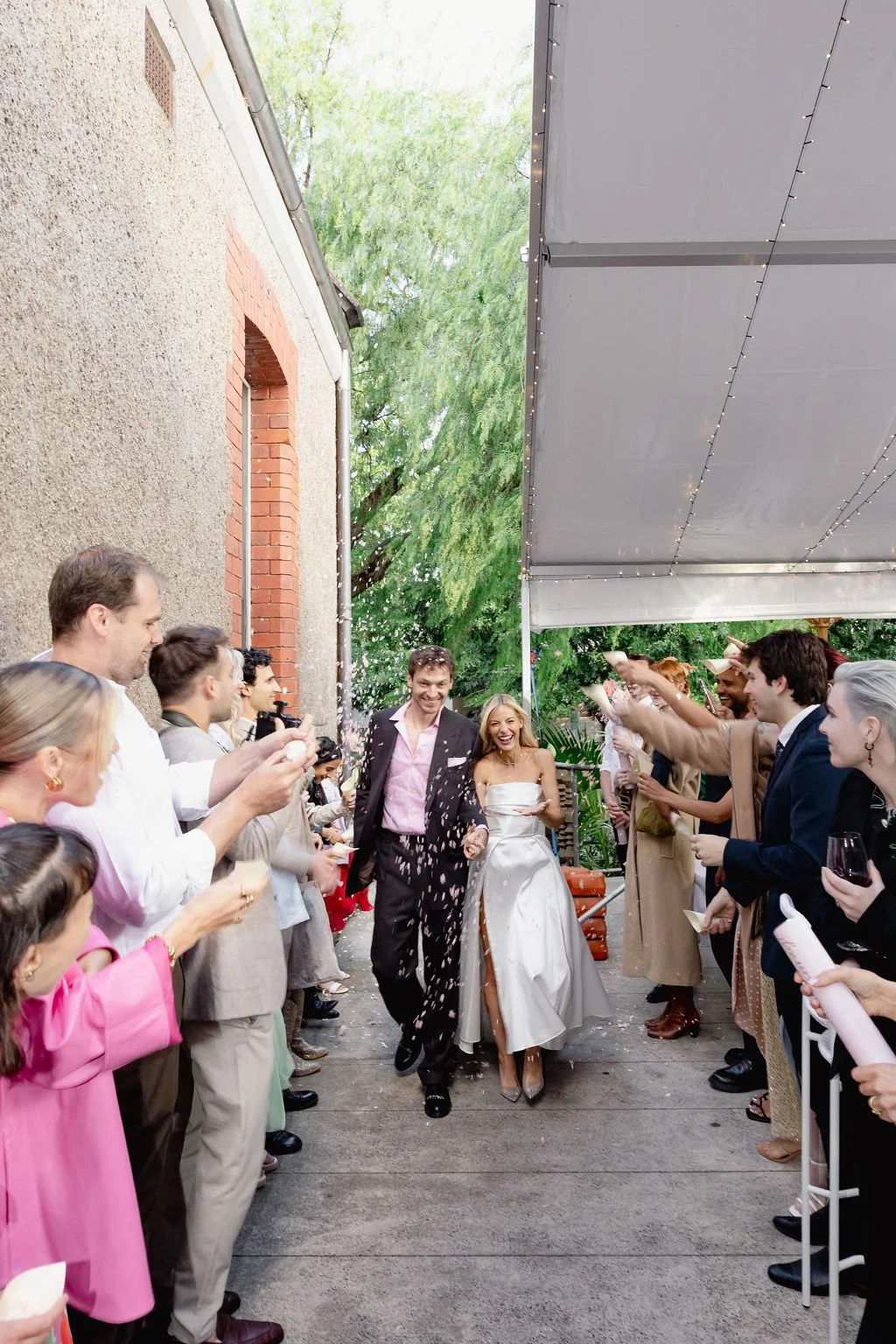 Cate Oconnor & Dylan | Mural Hall Abbotsford | Erin Neale Photography | Unique Party Wedding