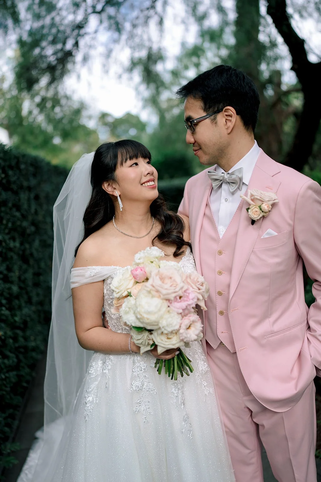 Ariel & Richard | Leonda By The River | Citrus 7 Wedding | Peach and pink wedding | gold and garden wedding