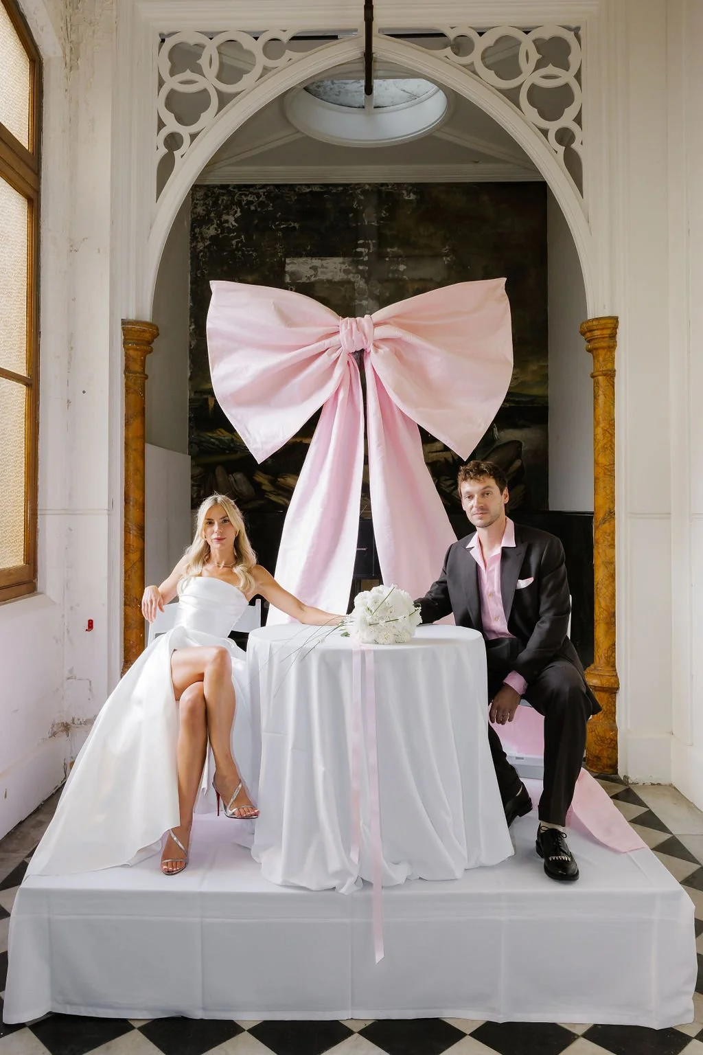 Cate Oconnor & Dylan | Mural Hall Abbotsford | Erin Neale Photography | Unique Party Wedding