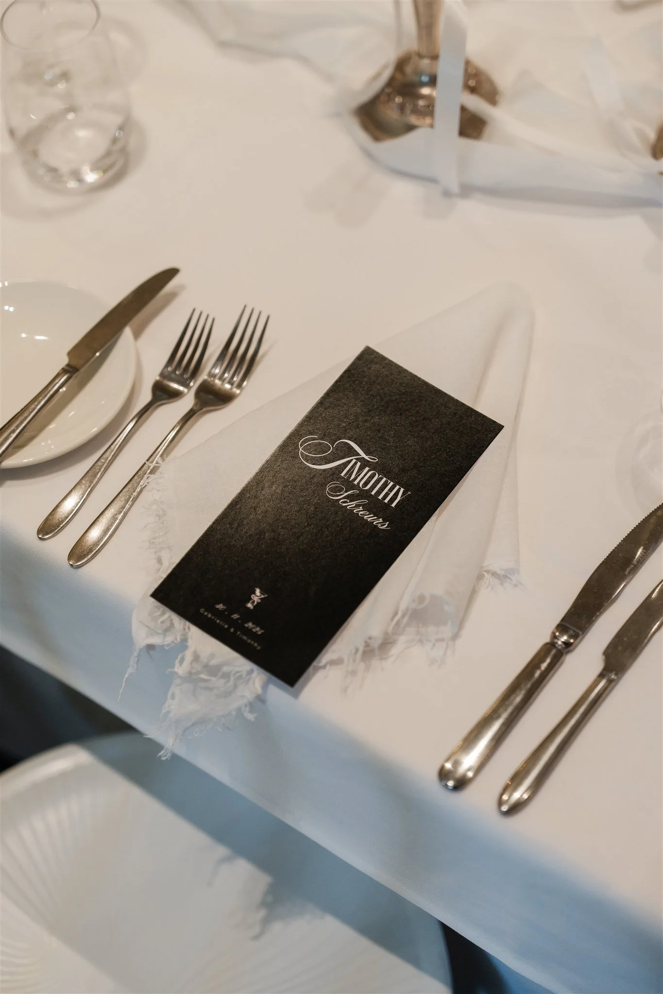 Gabrielle & Tim | Quat Quatta | Jerome Cole | Minimalist Wedding 