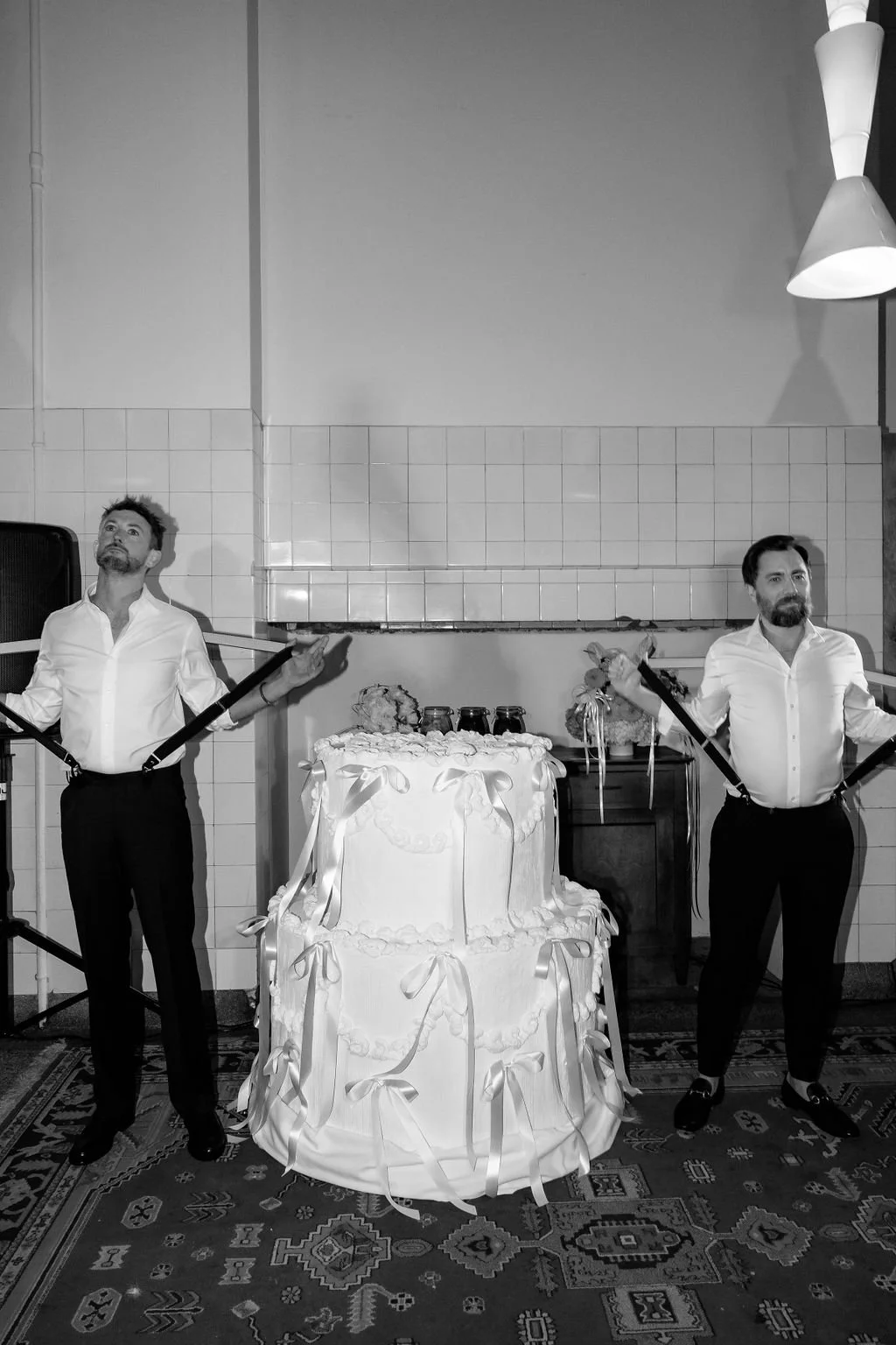 Cate Oconnor & Dylan | Mural Hall Abbotsford | Erin Neale Photography | Unique Party Wedding