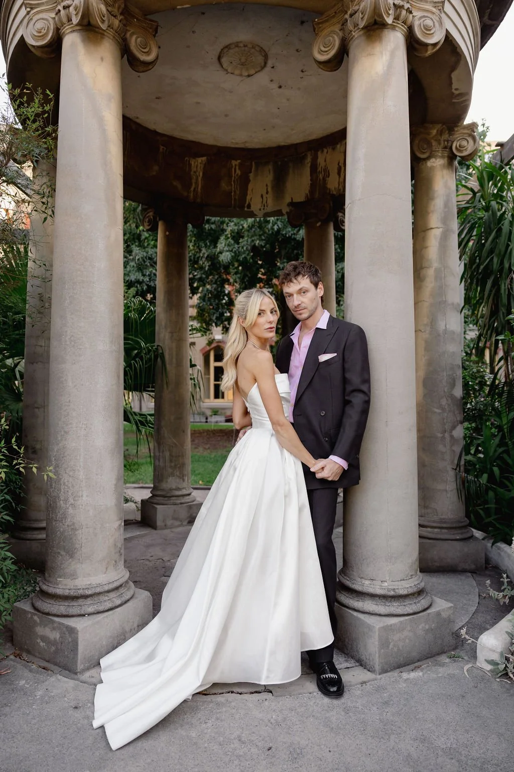 Cate Oconnor & Dylan | Mural Hall Abbotsford | Erin Neale Photography | Unique Party Wedding