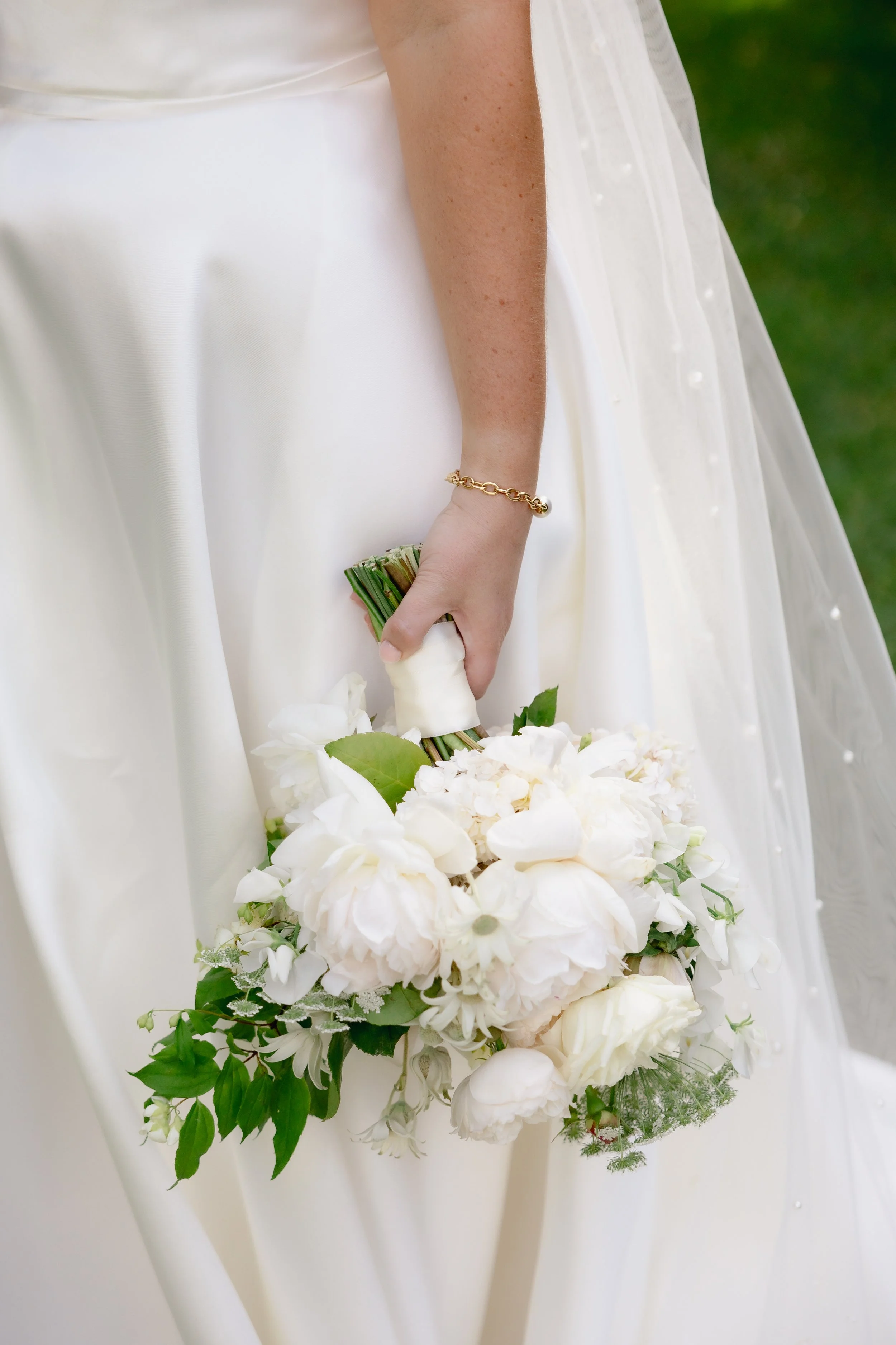 Emma & Cameron | The Terrace | Erin Neale Photography | Garden Wedding
