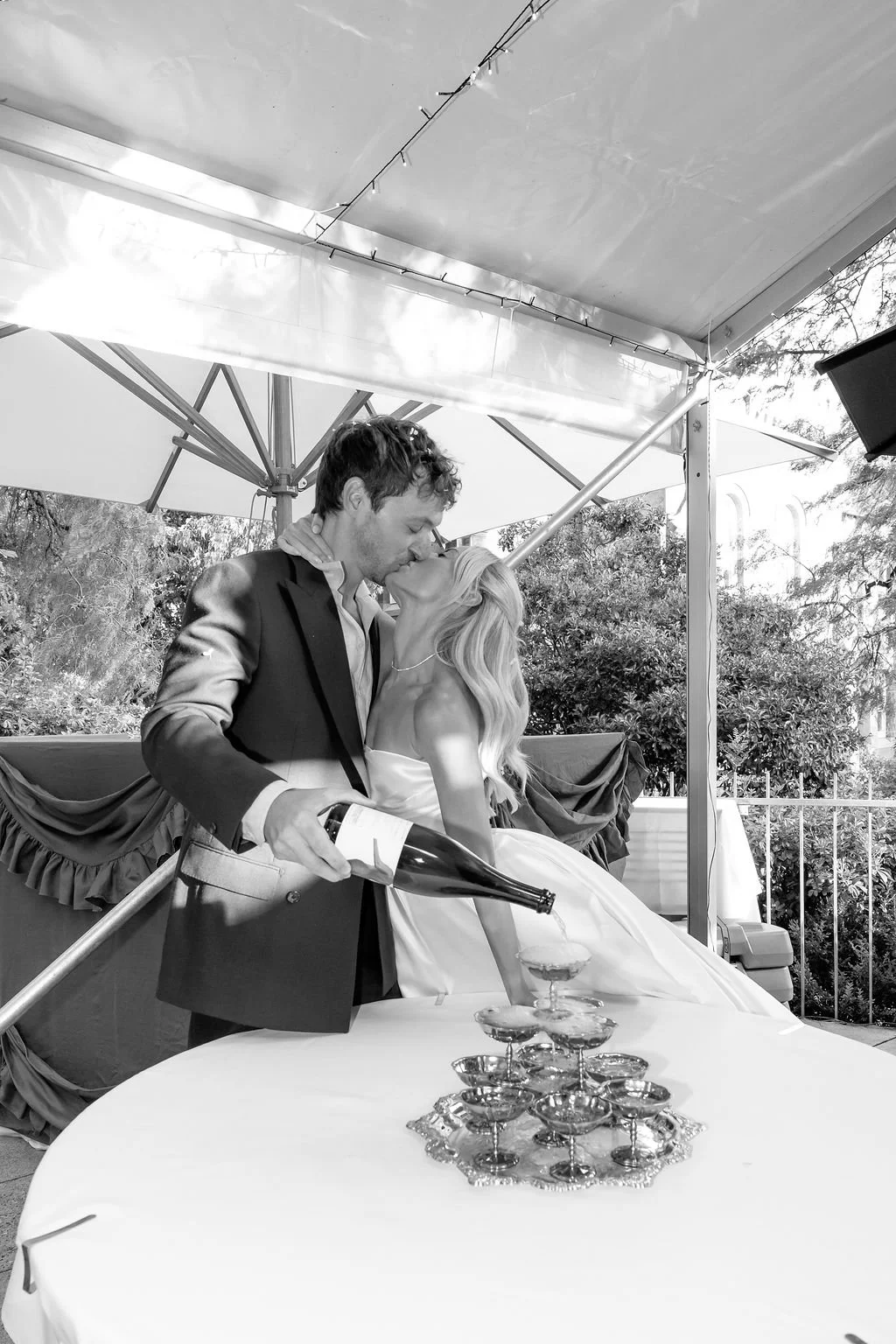 Cate Oconnor & Dylan | Mural Hall Abbotsford | Erin Neale Photography | Unique Party Wedding
