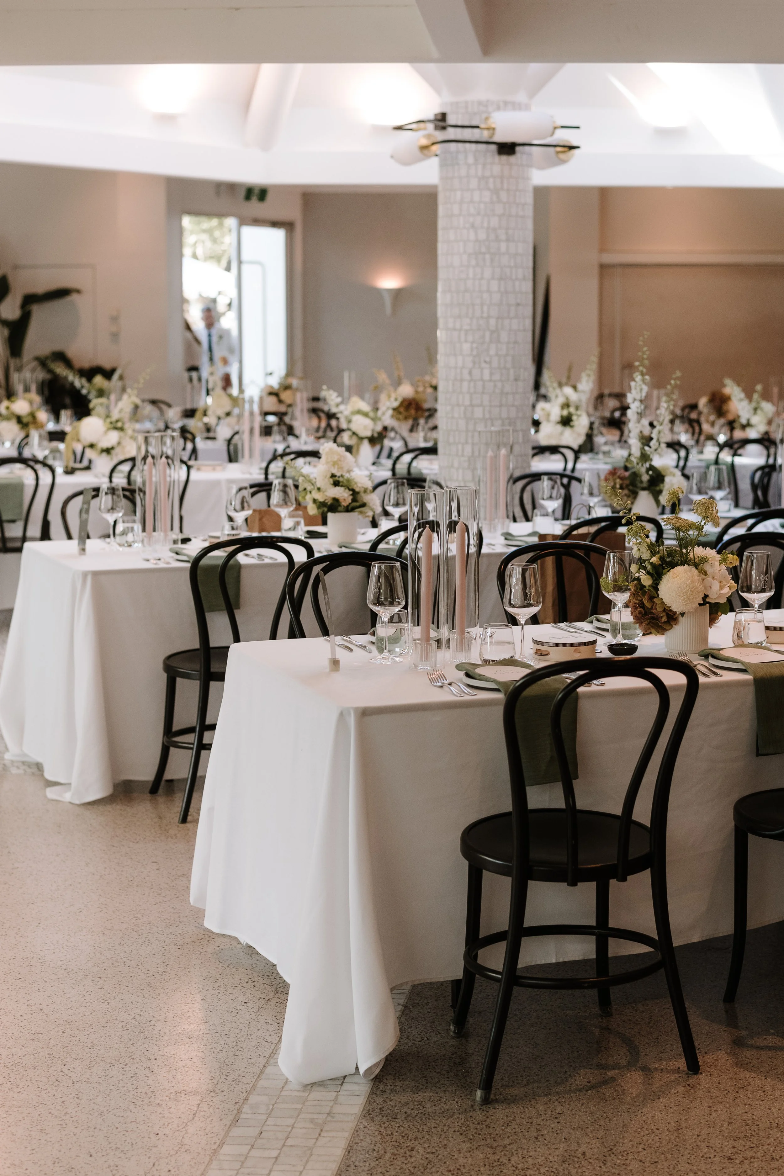 Elise & Andrew | The Terrace | Chic Garden Wedding | Tess Follet 