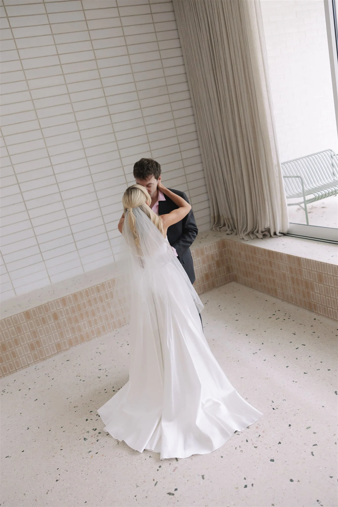 Cate Oconnor & Dylan | Mural Hall Abbotsford | Erin Neale Photography | Unique Party Wedding