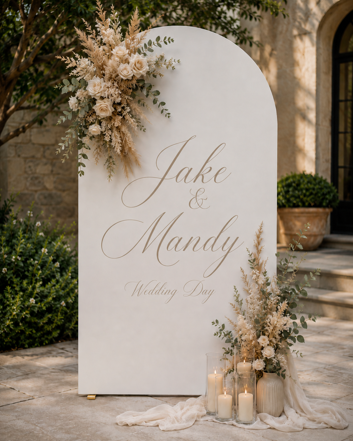 curved backdrop with writing 180cm tall.png