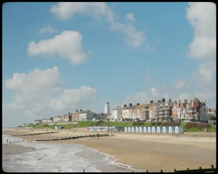 Southwold is one of those magical places that feels like another world. It&rsquo;s full of nostalgia, memories and magic 

#suffolk #southwold