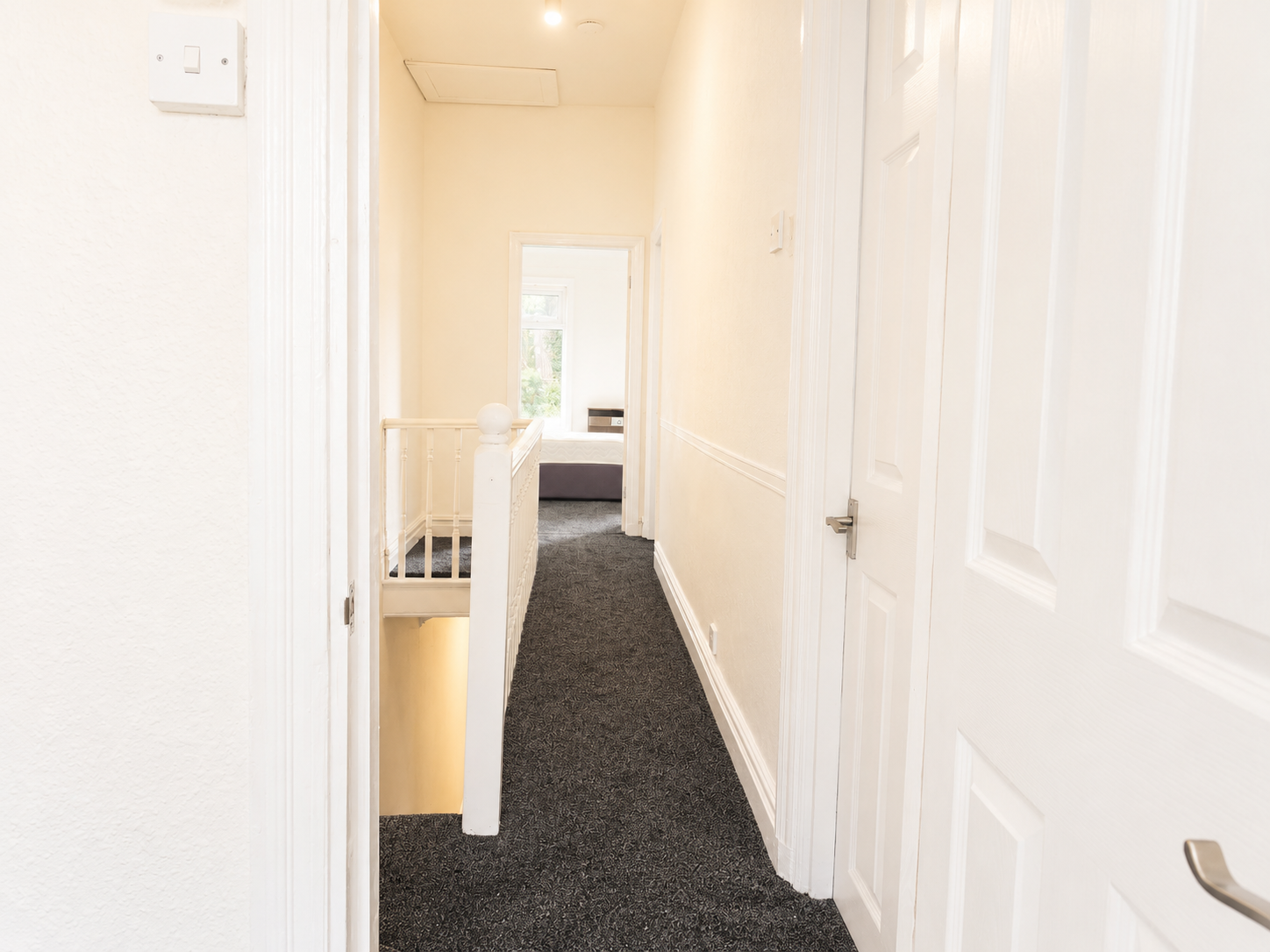 Hallway 2.png