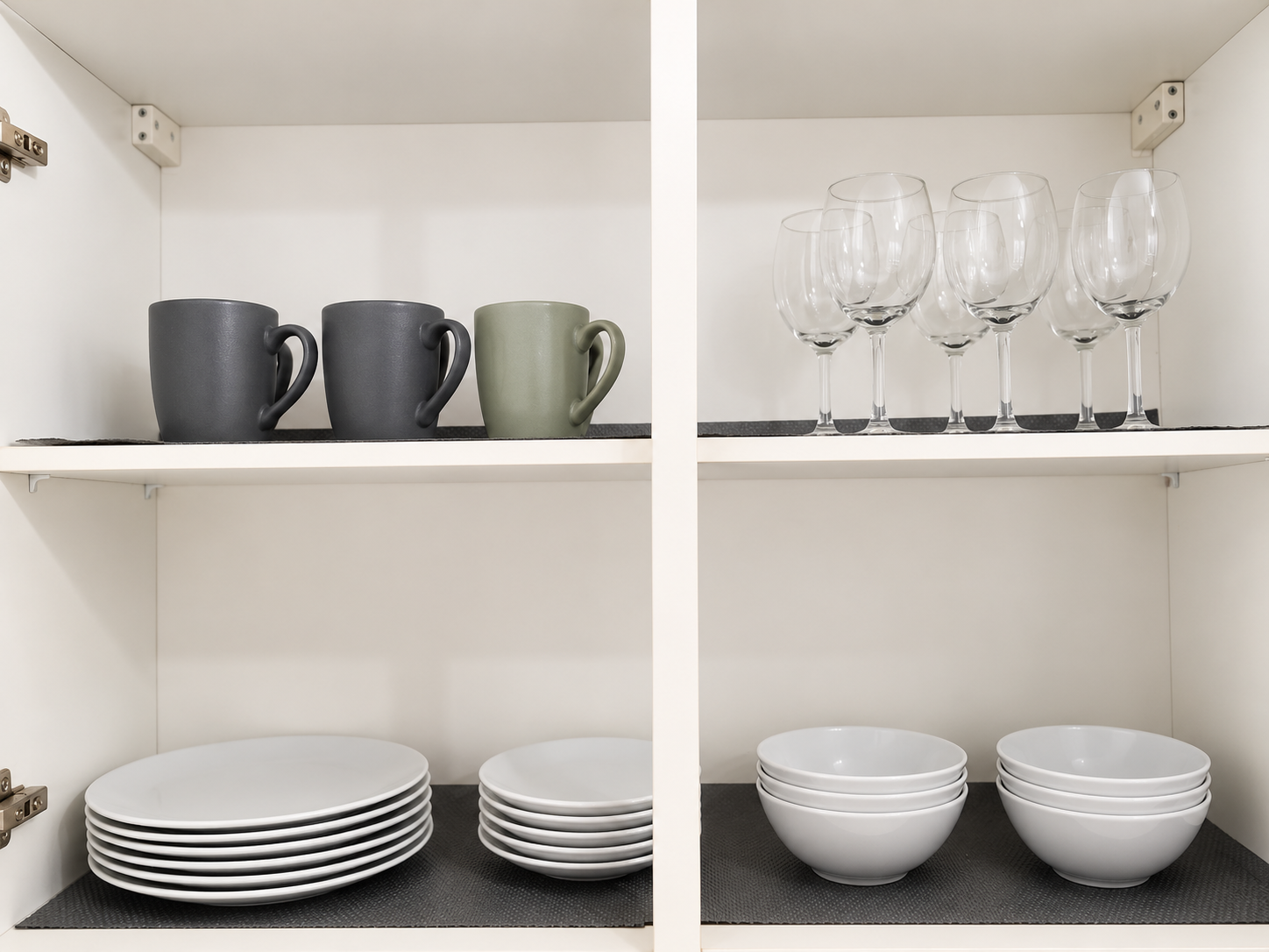 Cabinet Amenities.png