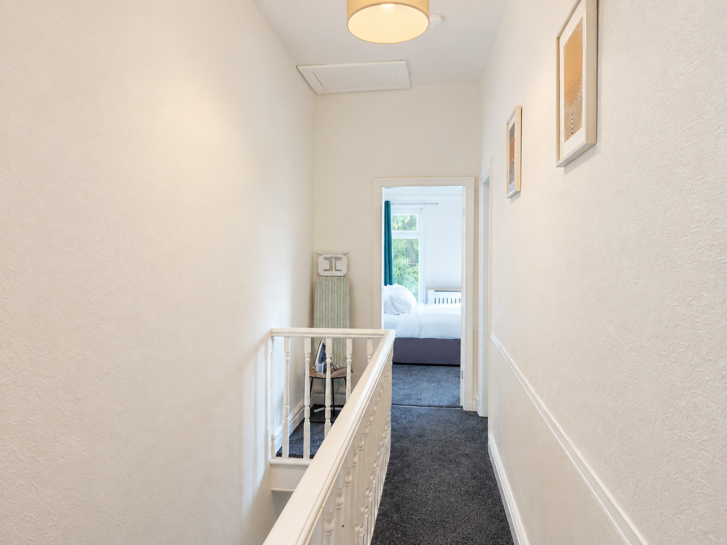 Hallway 1.png