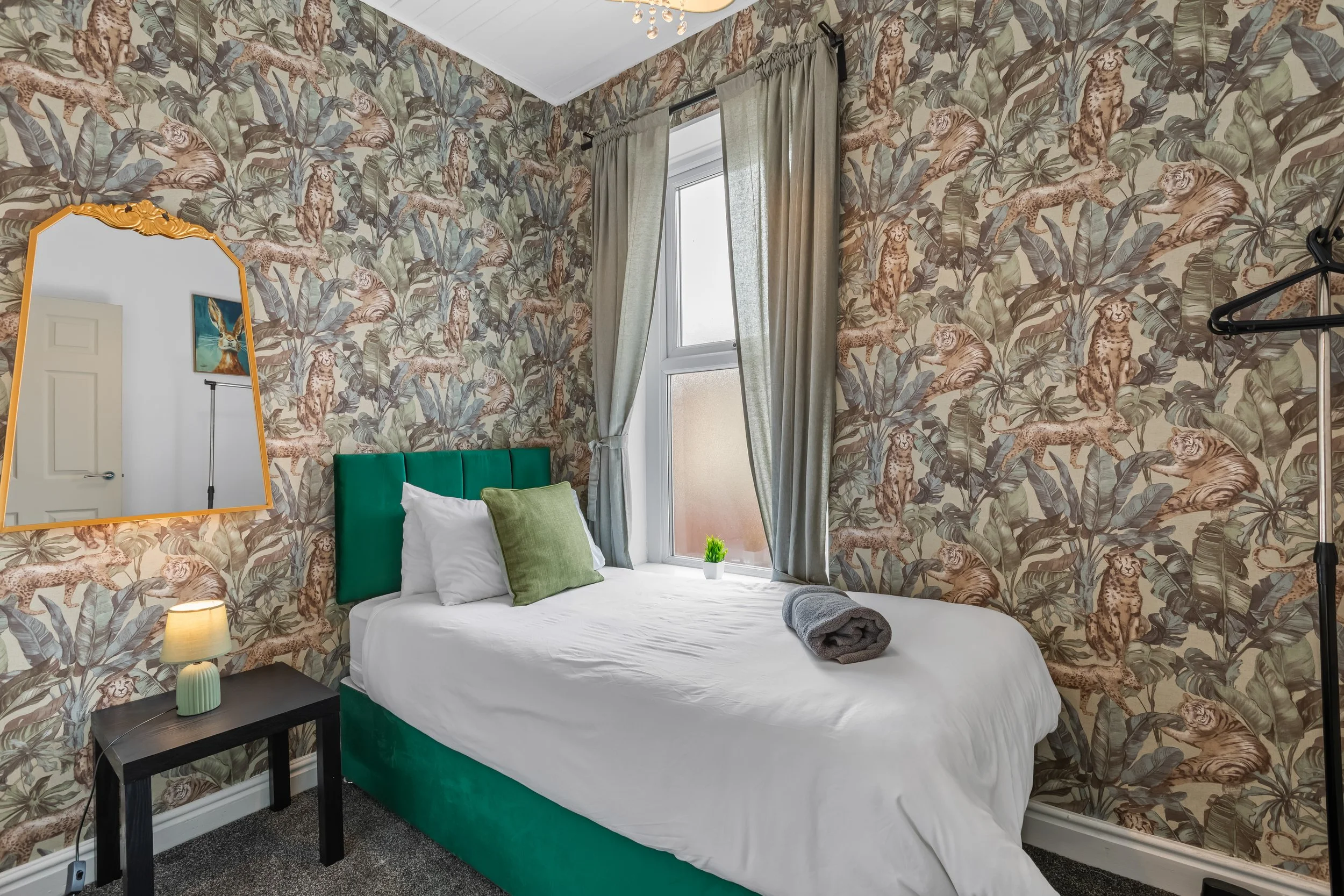Bedroom 2-4.jpg