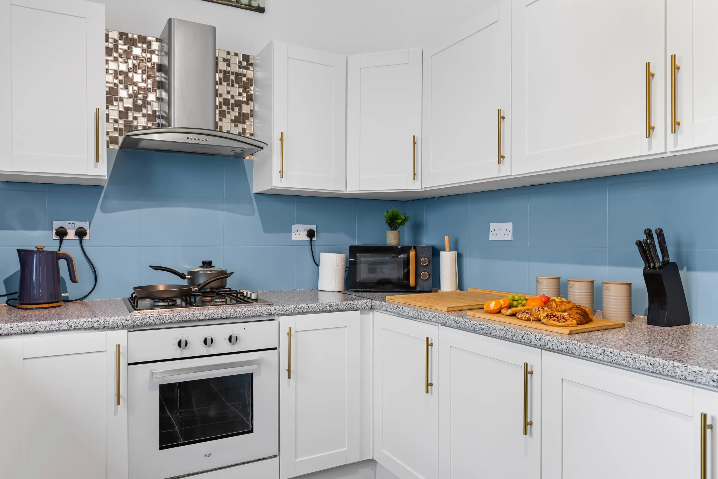 Kitchen 6.jpg