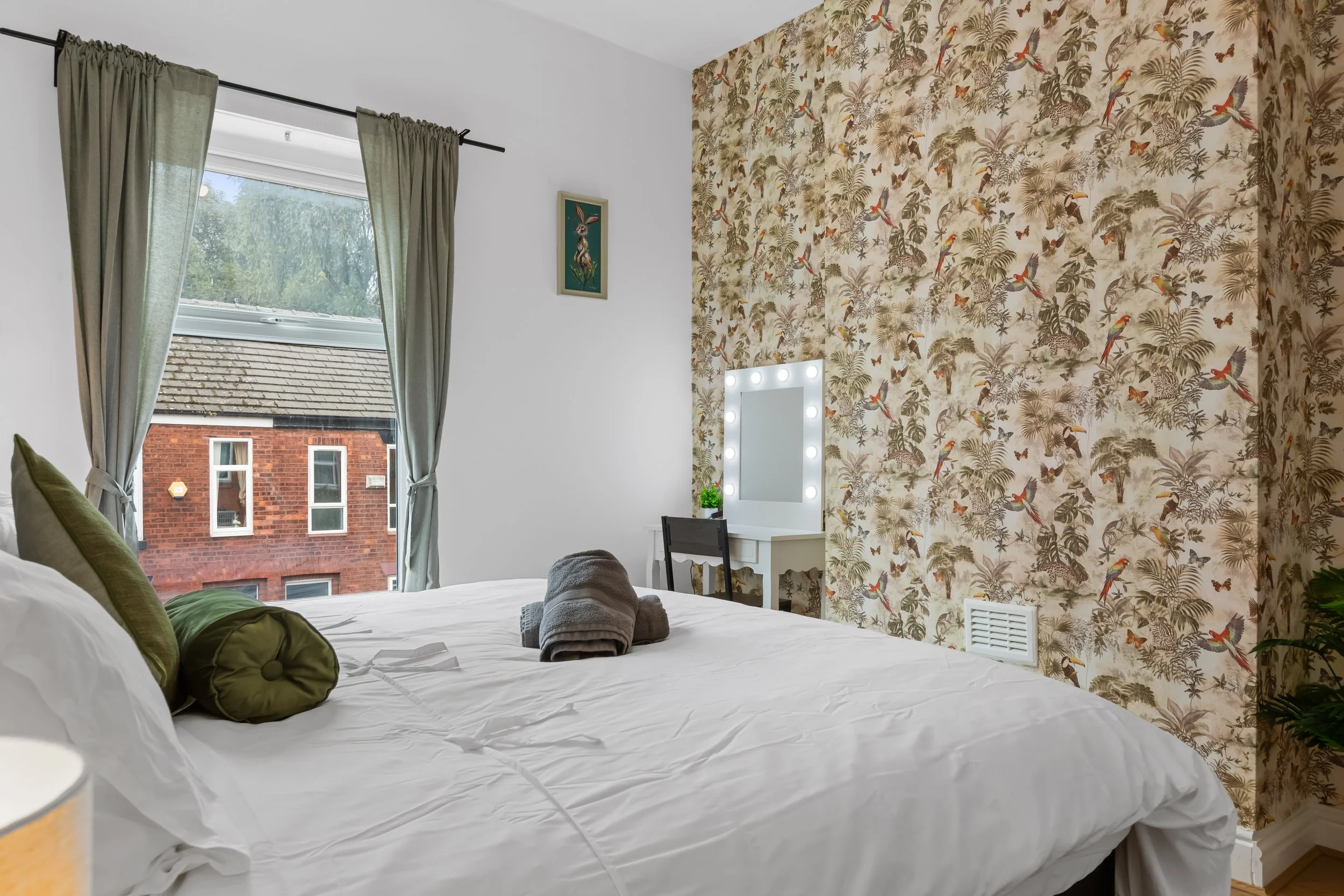 Bedroom 4-2.jpg