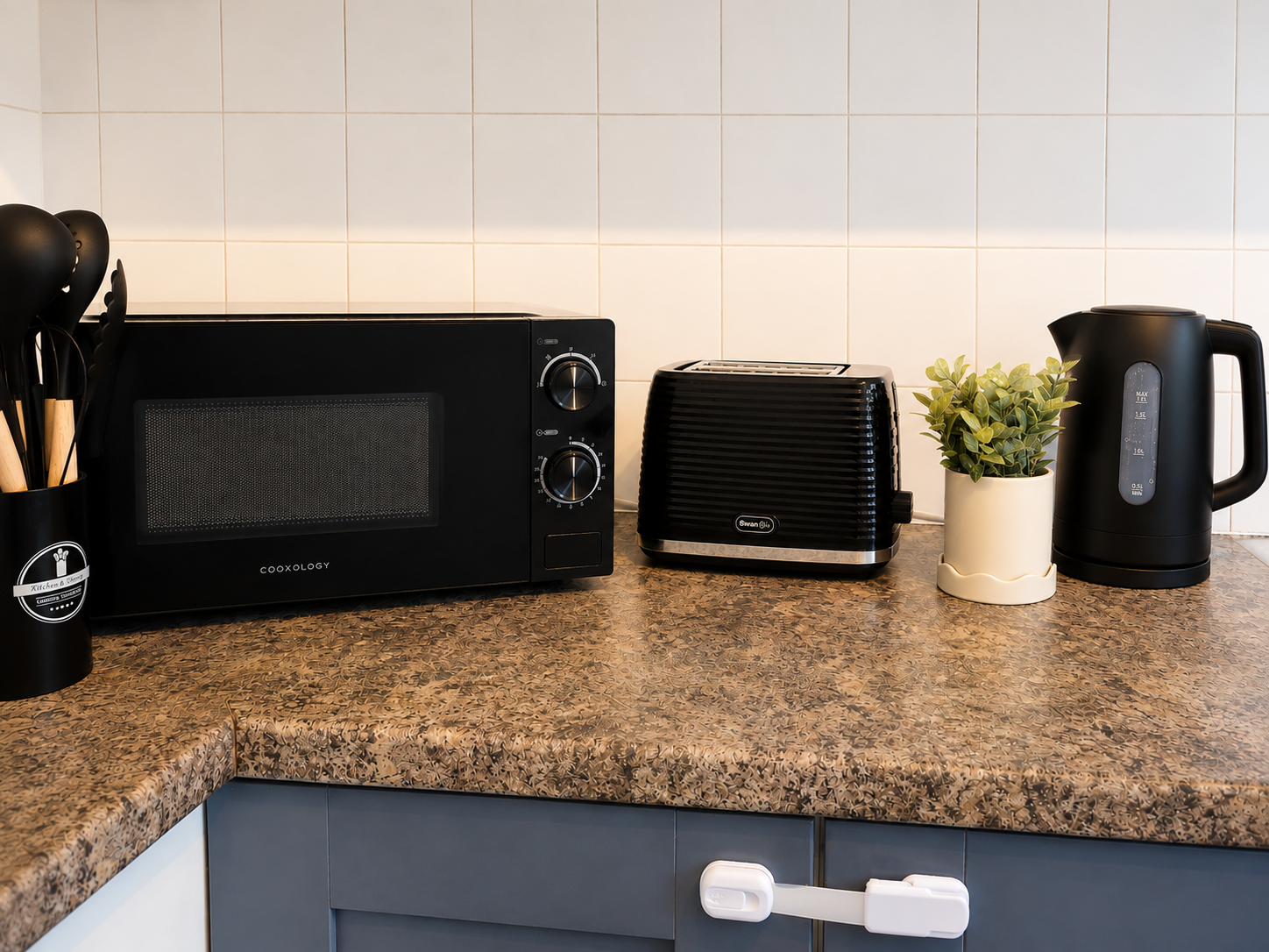 Amenities Kitchen.png