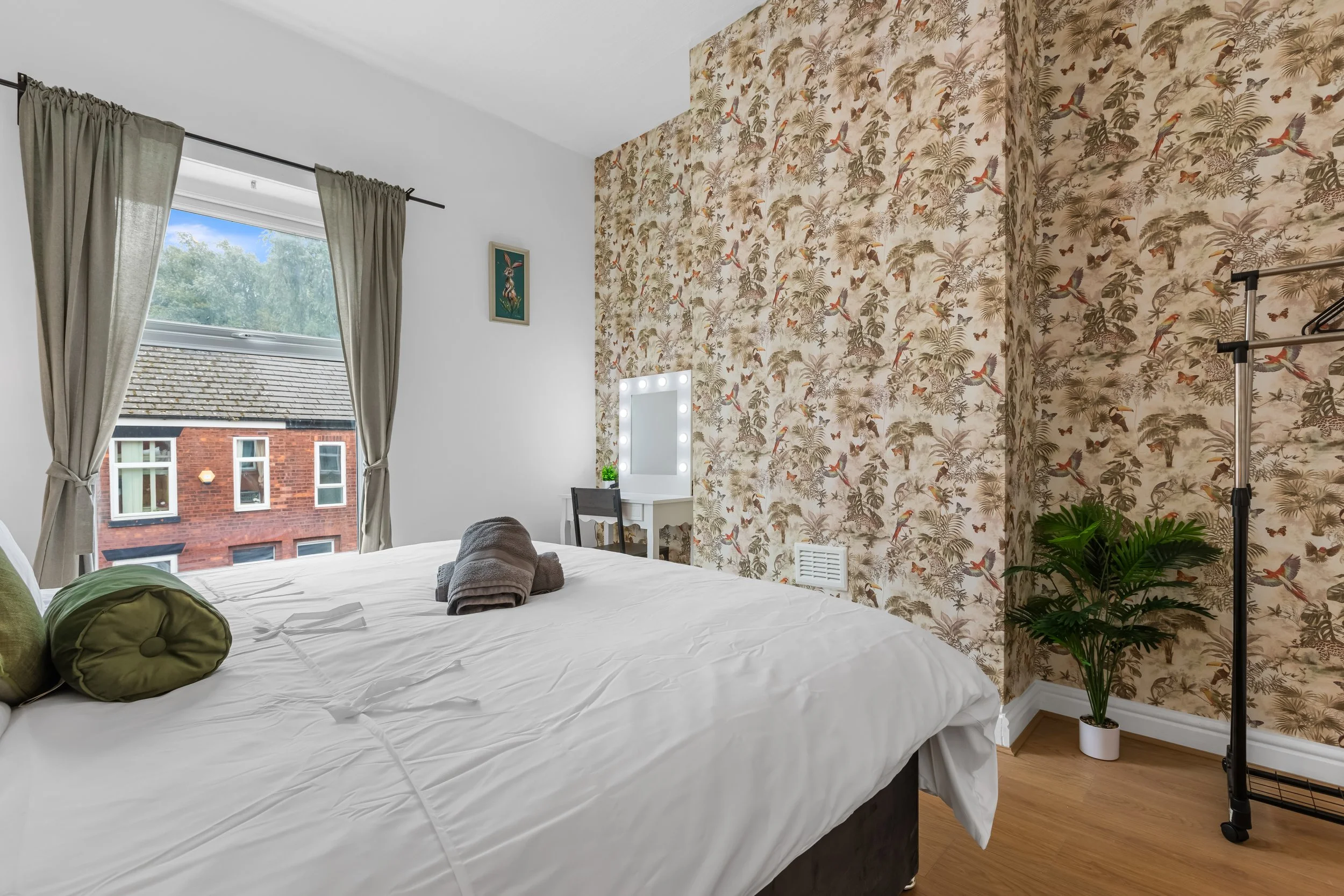 Bedroom 4-6.jpg