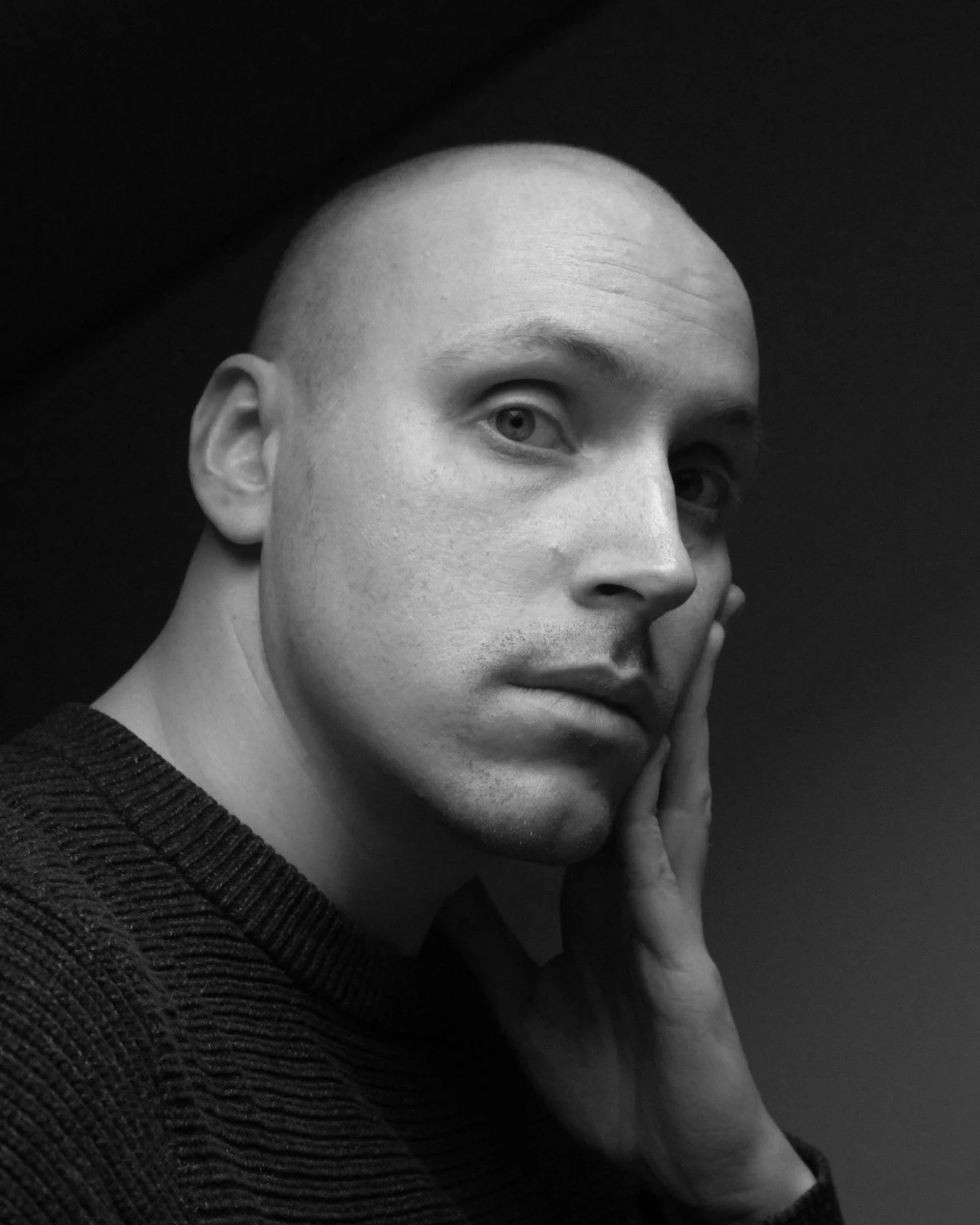 Auteursfoto van Mathijs Heuvel, zwart wit