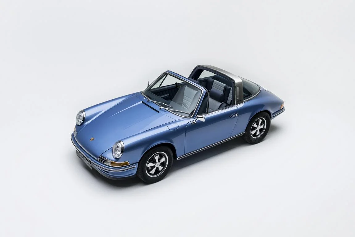 K1024_101037_Triebwerk-Porsche-Targa-blau_13.JPG