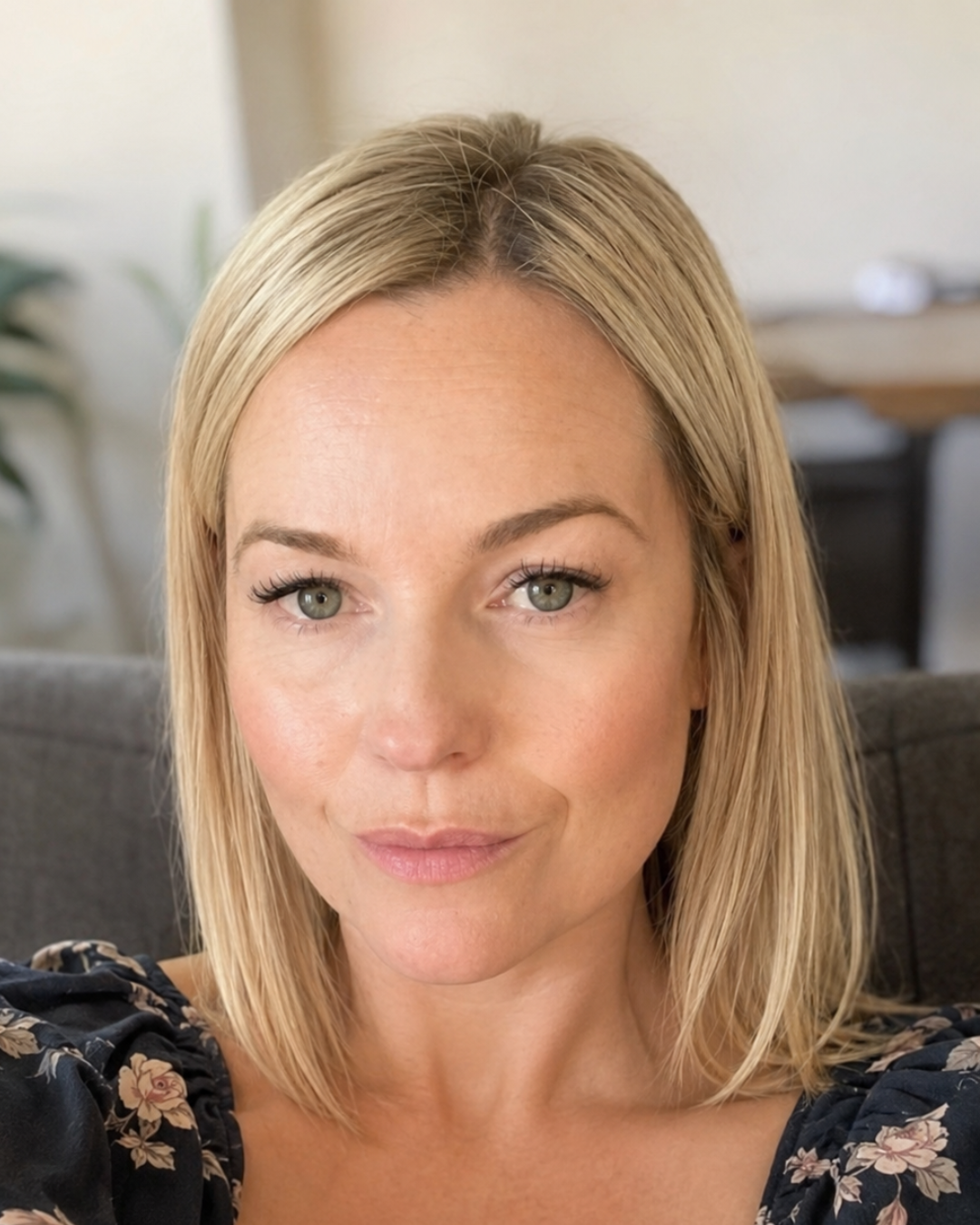 Belief Coding practitioner helping clients overcome limiting beliefs and emotional blocks