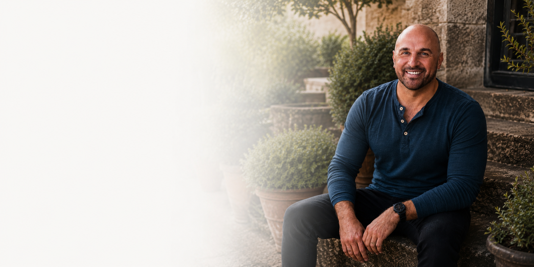Andrew Selway, integrative counsellor, psychotherapist and Clinical Solution Focused Hypnotherapist supporting men's mental health, emotional wellbeing and personal growth.