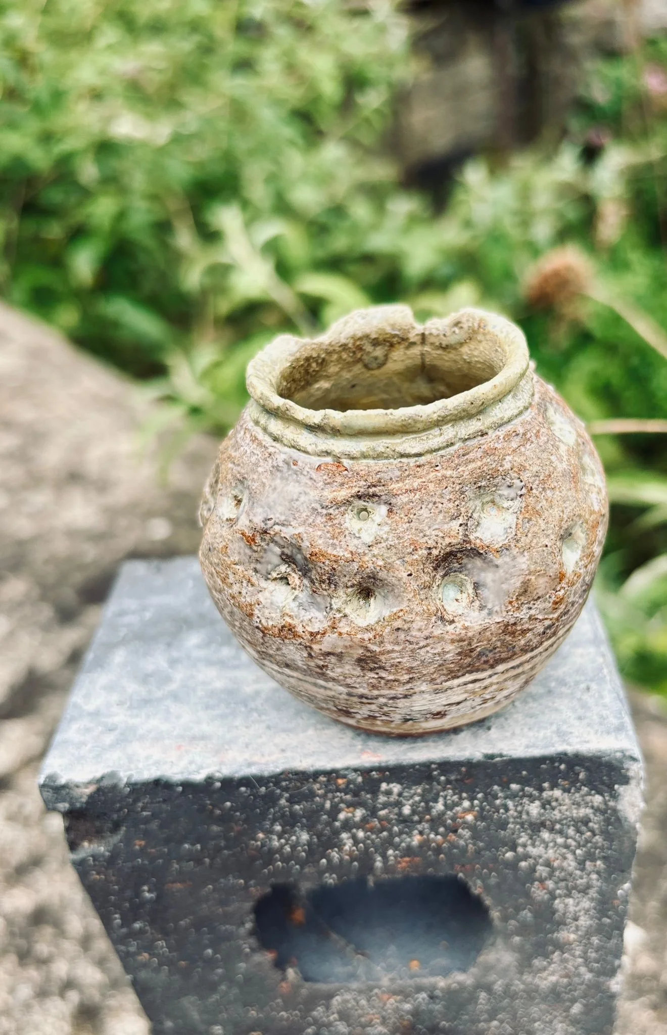 Incense jar (2)