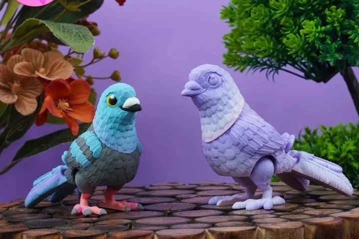 Articulating Tail Pigeon