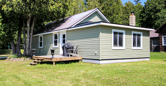 Woodstock Avenue Stokes Bay- For Sale 385,000$