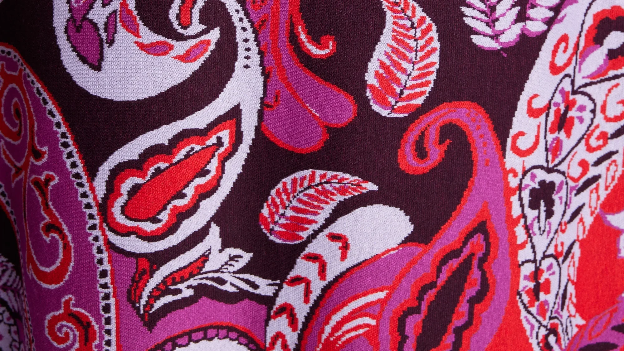 foxs-gallery-purple-paisley-fabric-print.webp