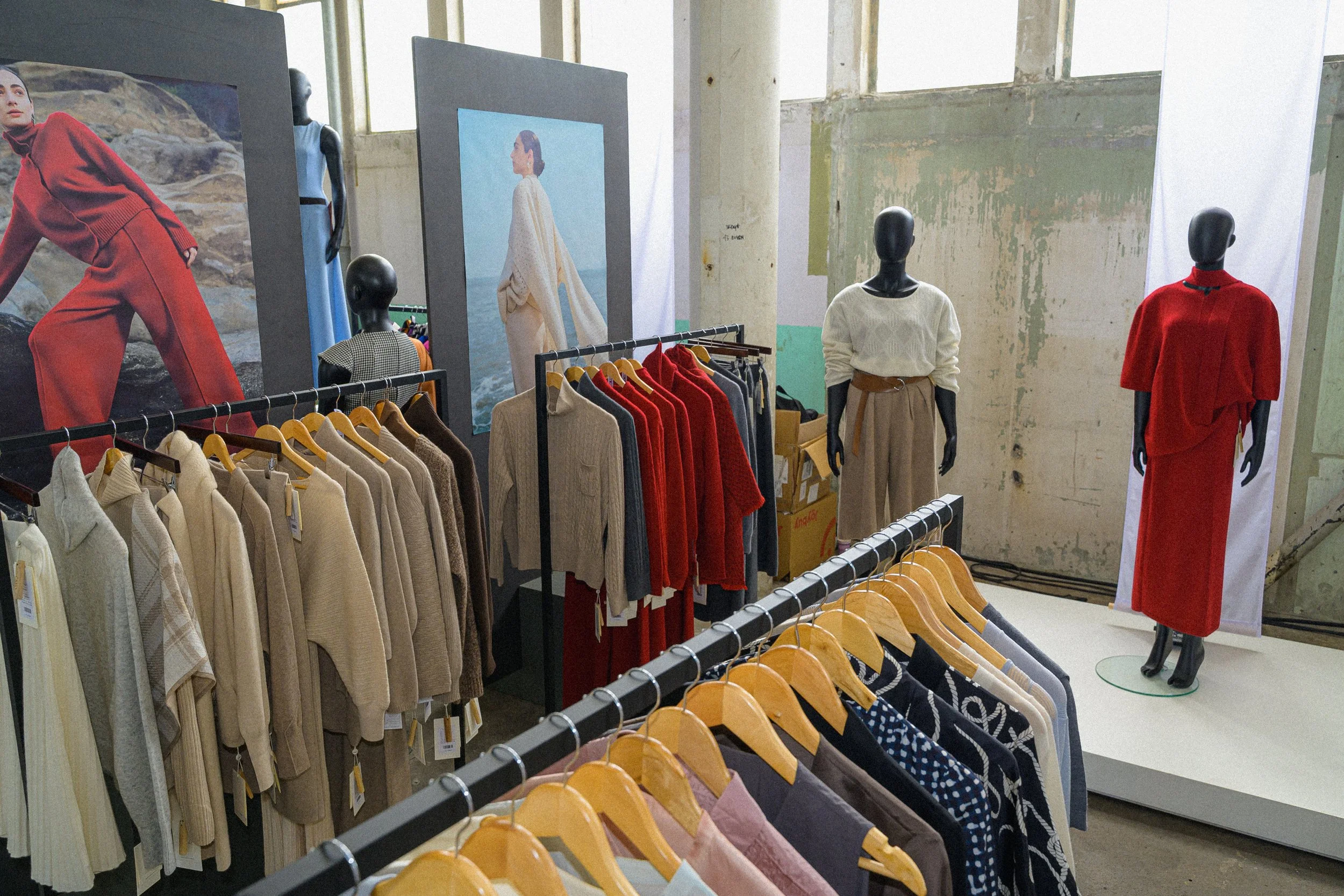 cako-gallery-store-display-red-dress-mannequin.jpg