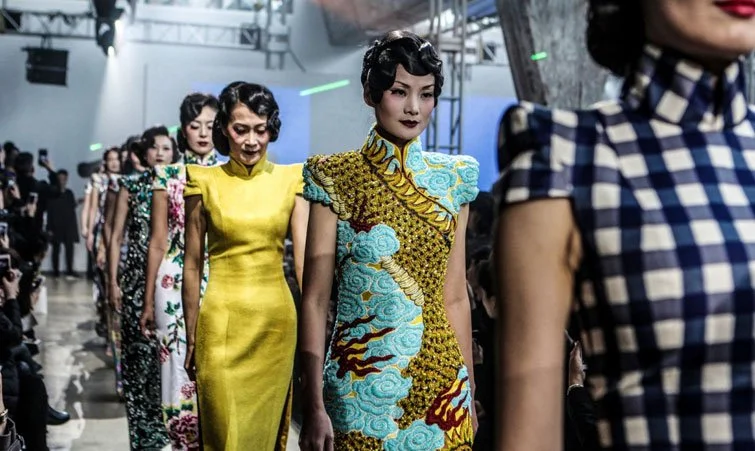 sheguang-hu-gallery-runway-lineup-cheongsam.jpg