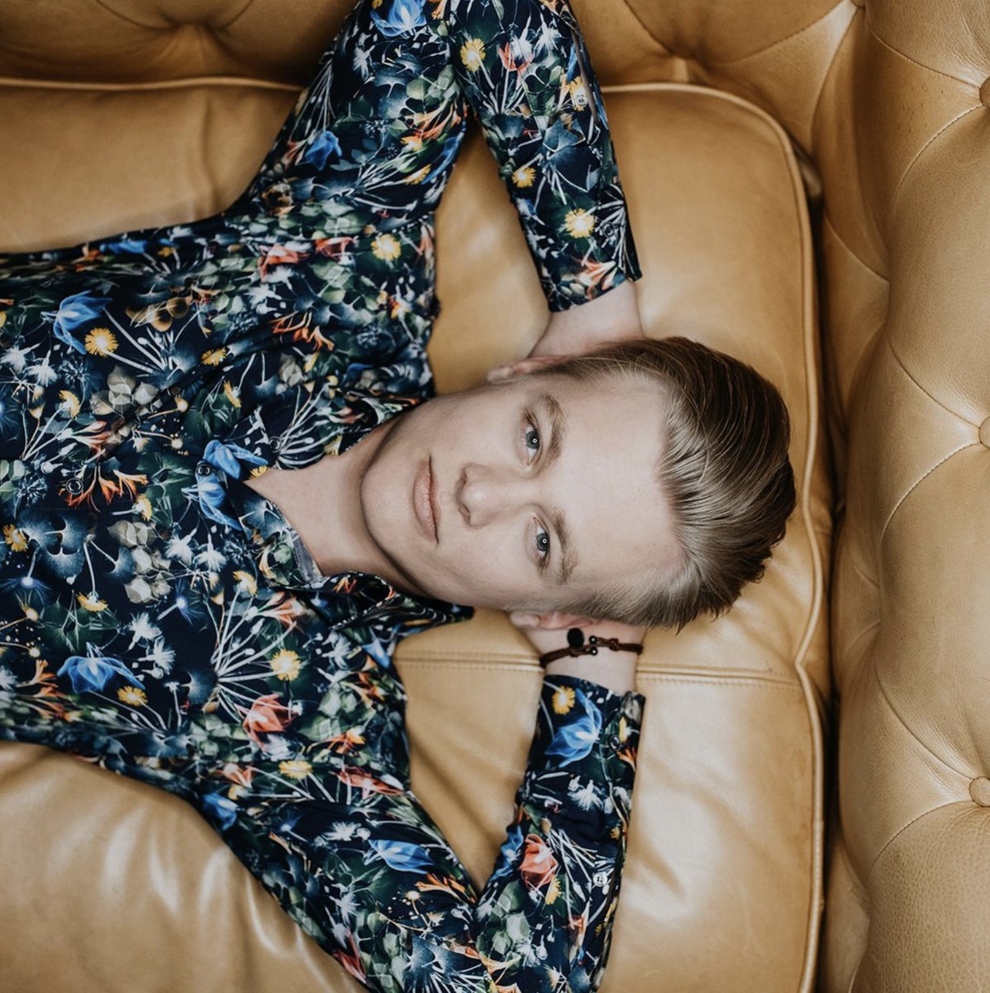 signum-gallery-floral-shirt-lounge.png
