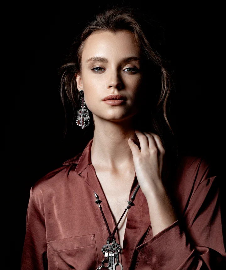 ayala-bar-gallery-fall-winter23.webp