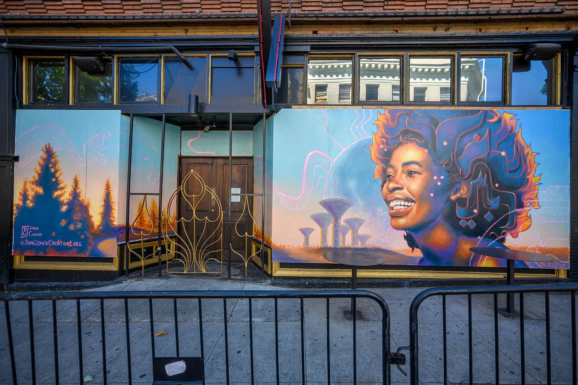 Dan-Cohen_X-Exotic-Lounge_Portland_Community_Mural_31.jpg