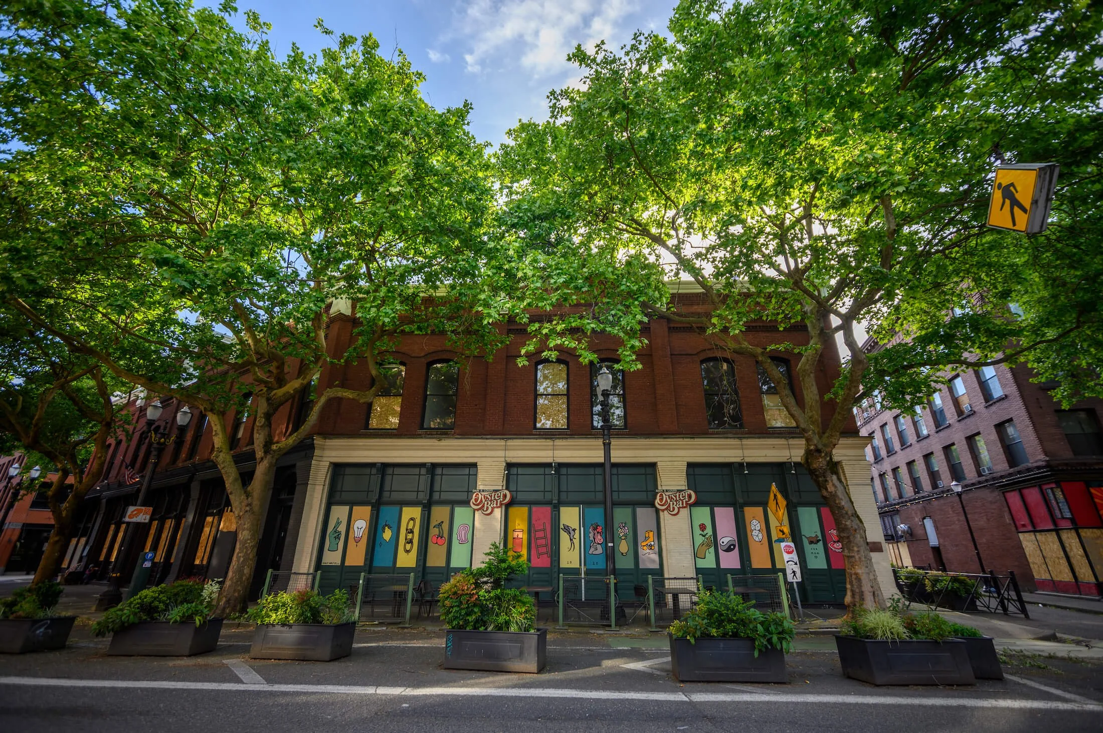 Forest-Wolf-Kell_Oyster-Bar_Portland_10.jpg