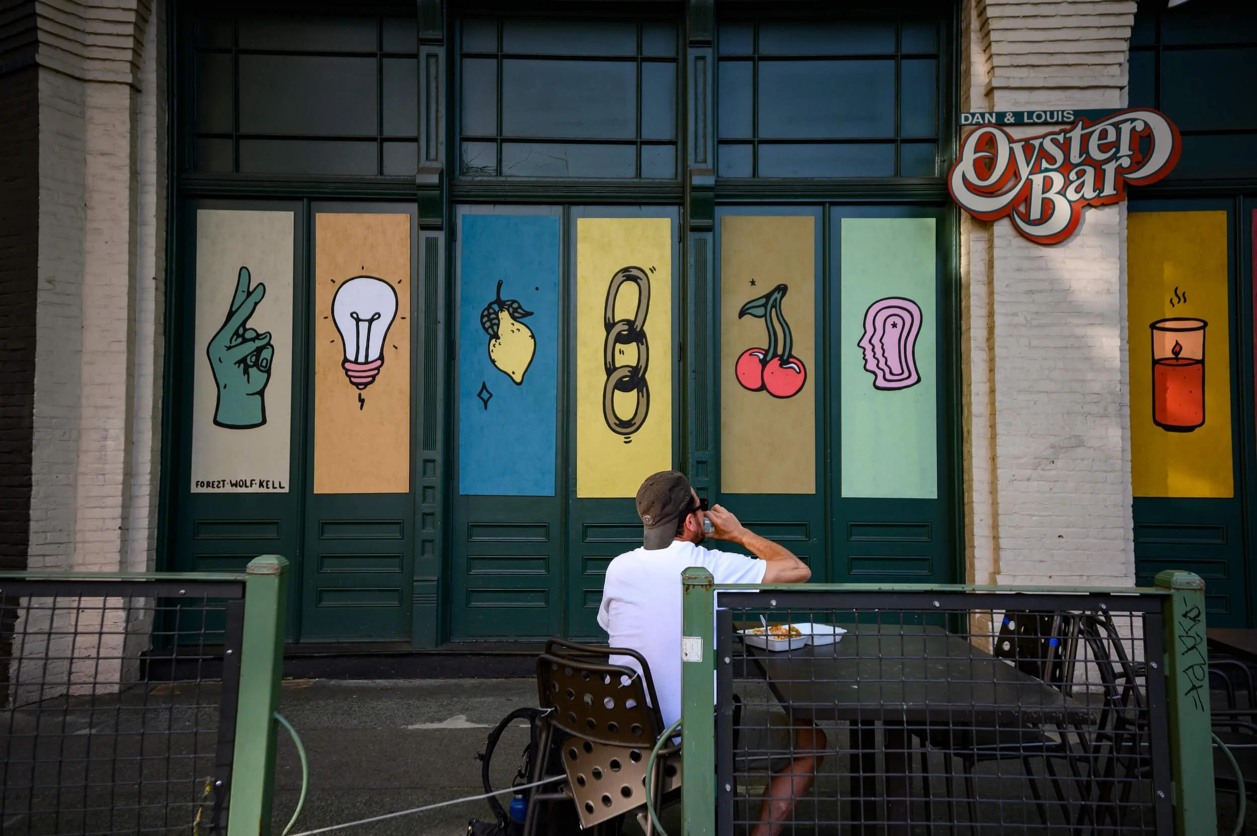 Forest-Wolf-Kell_Oyster-Bar_Portland_5-copy.jpg
