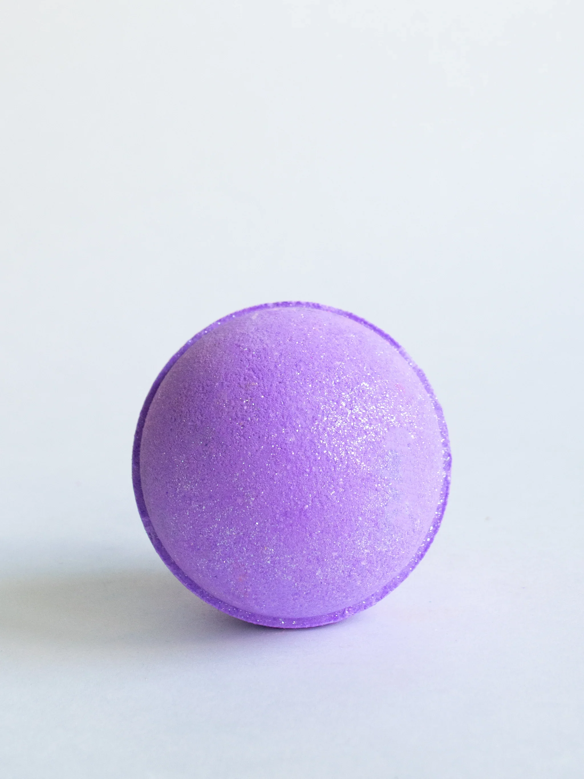bathBomb_lavanderSwirl_01.webp