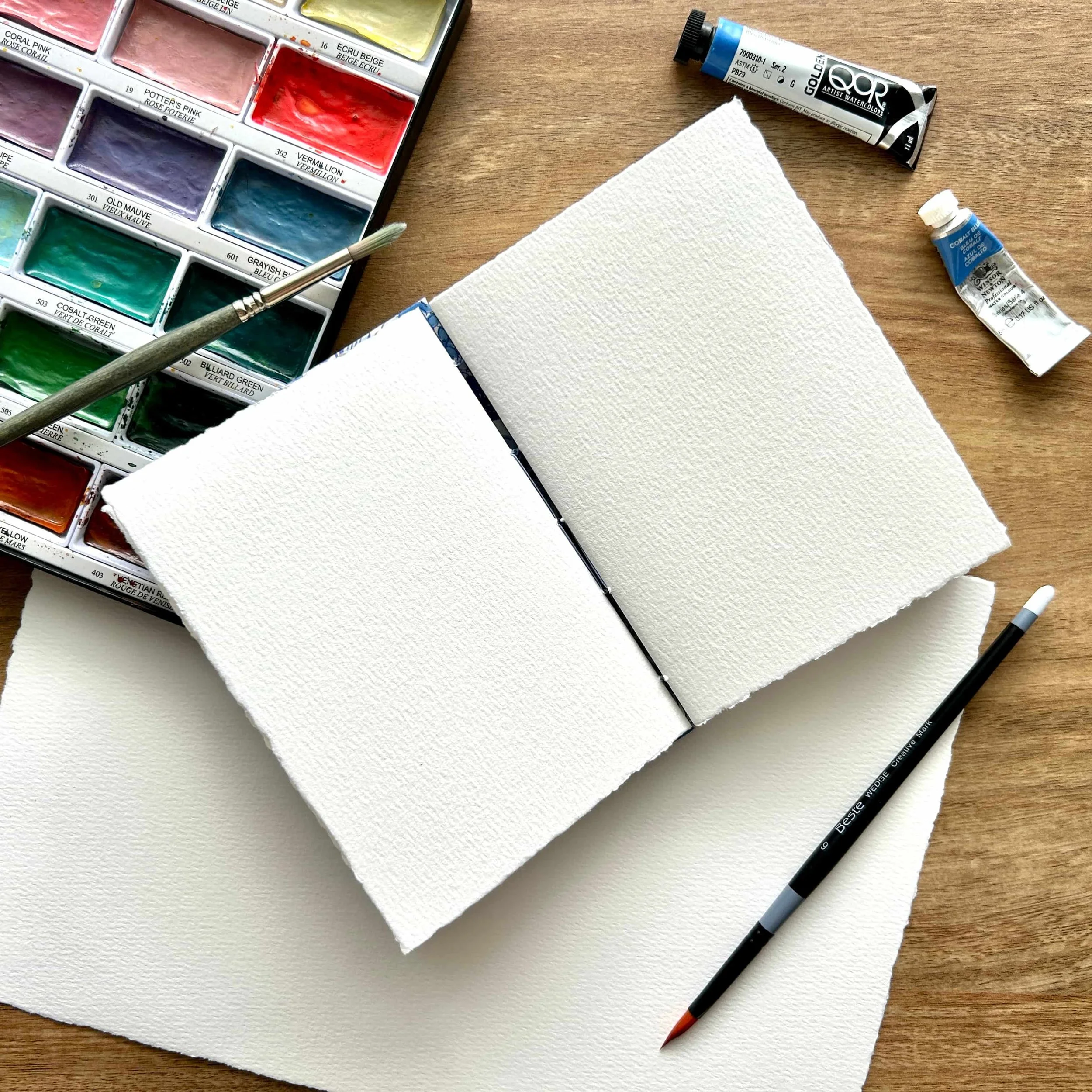 handmade-watercolor-sketchook-coptic003.jpg