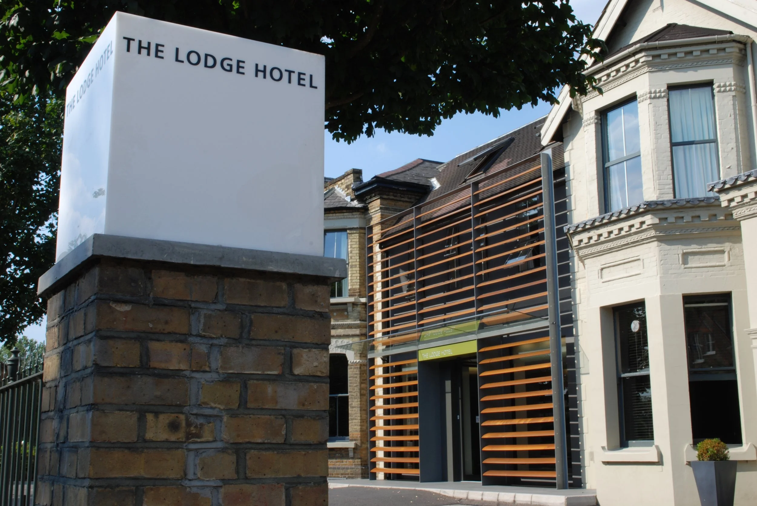 Lodge Hotel